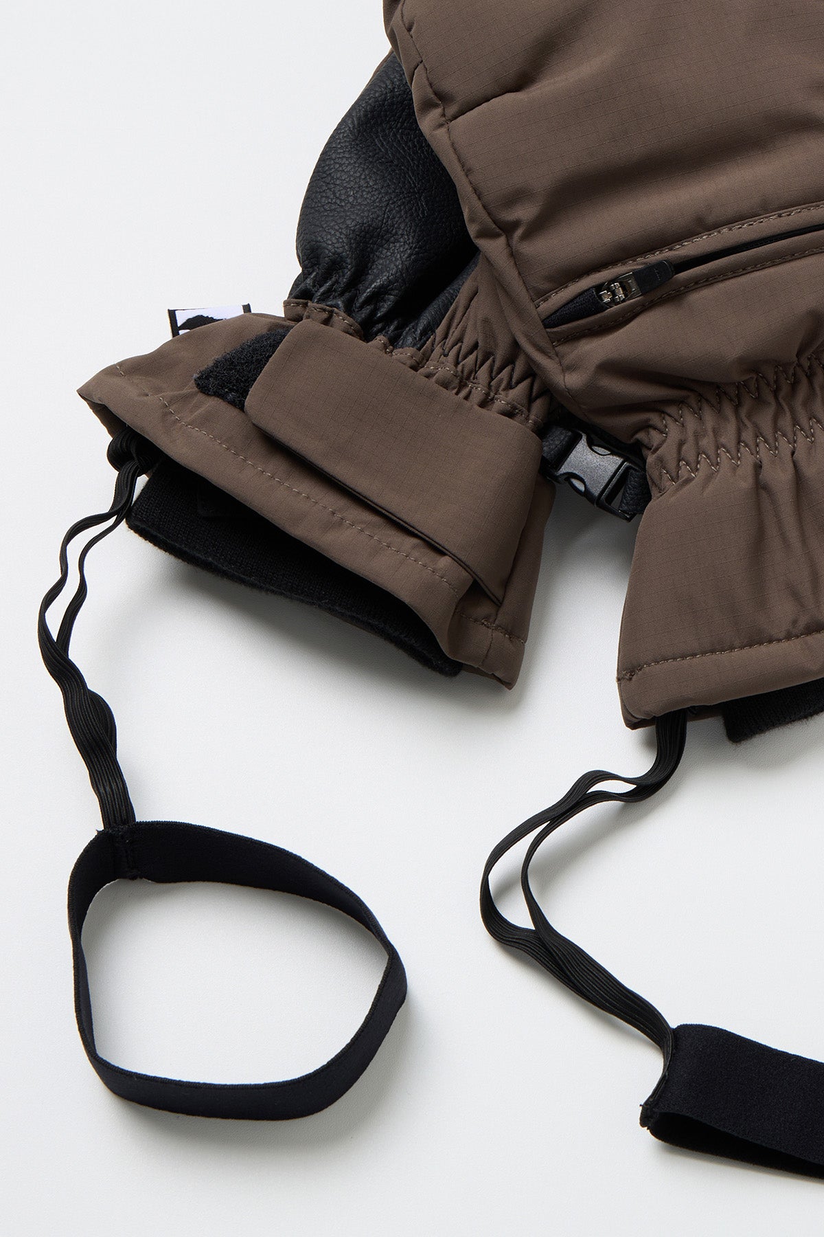 VERT 25 EASY OPEN MITTEN DARK BROWN