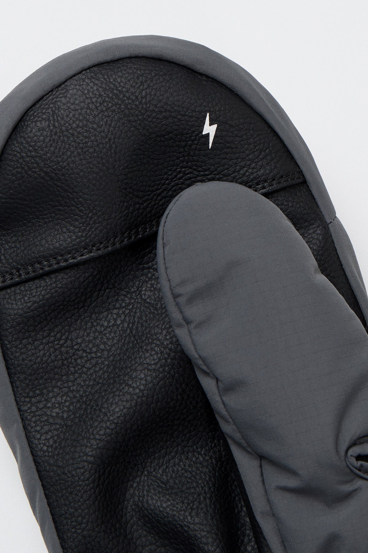 VERT 25 EASY OPEN MITTEN DARK SHADOW