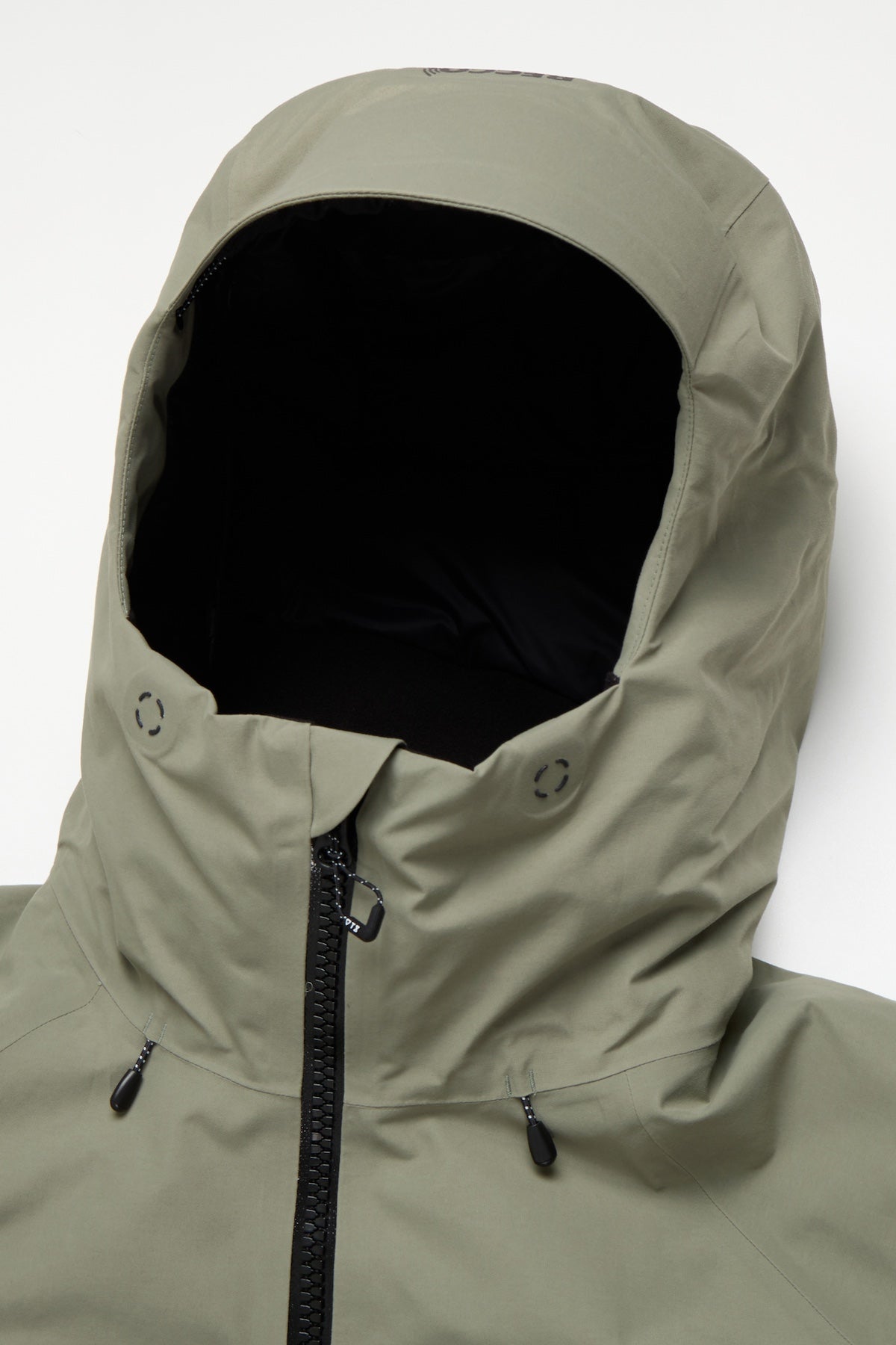 [INVITED] 25 GORE-TEX 2L DOWN JACKET BLACK
