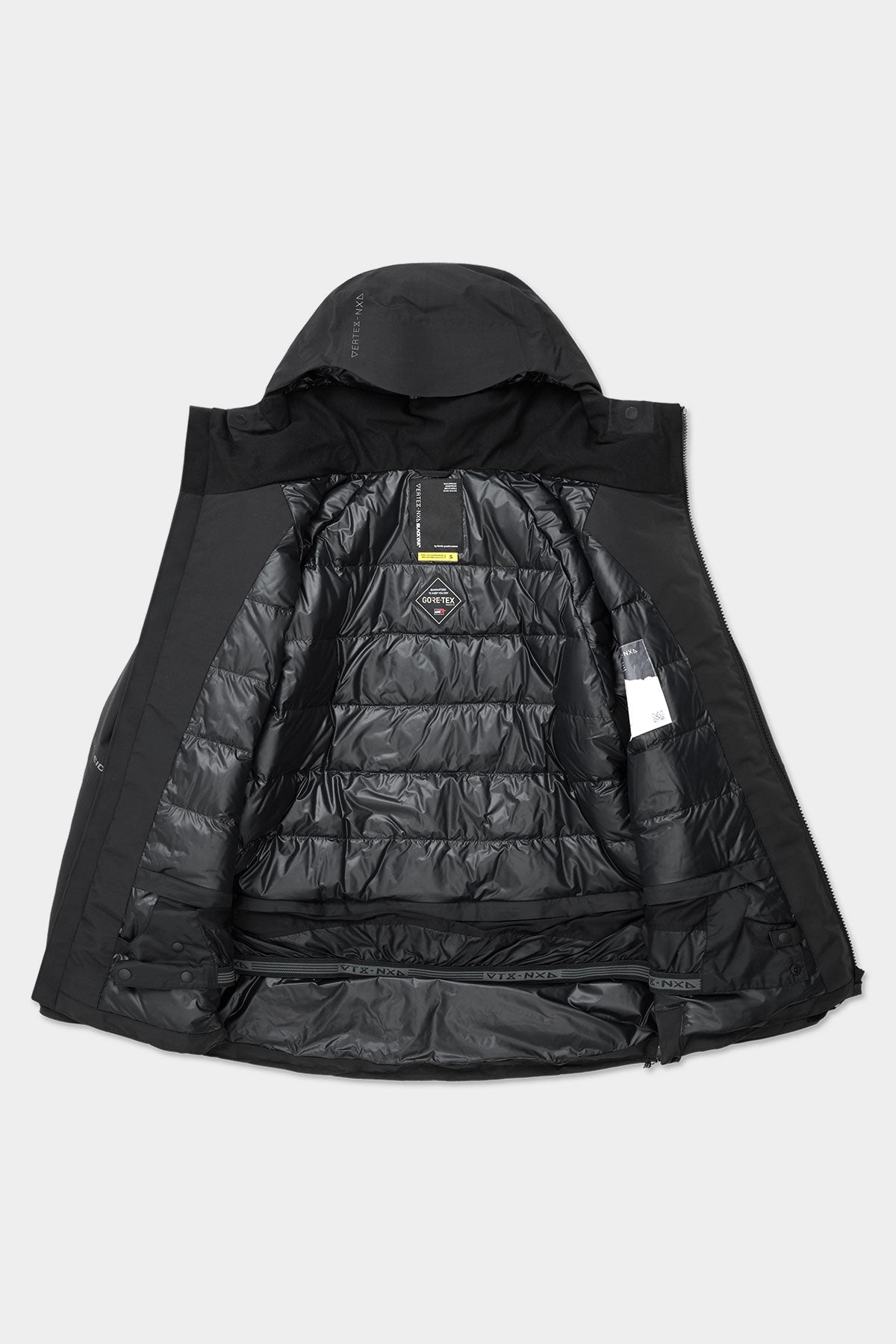 [INVITED] 25 GORE-TEX 2L DOWN JACKET BLACK