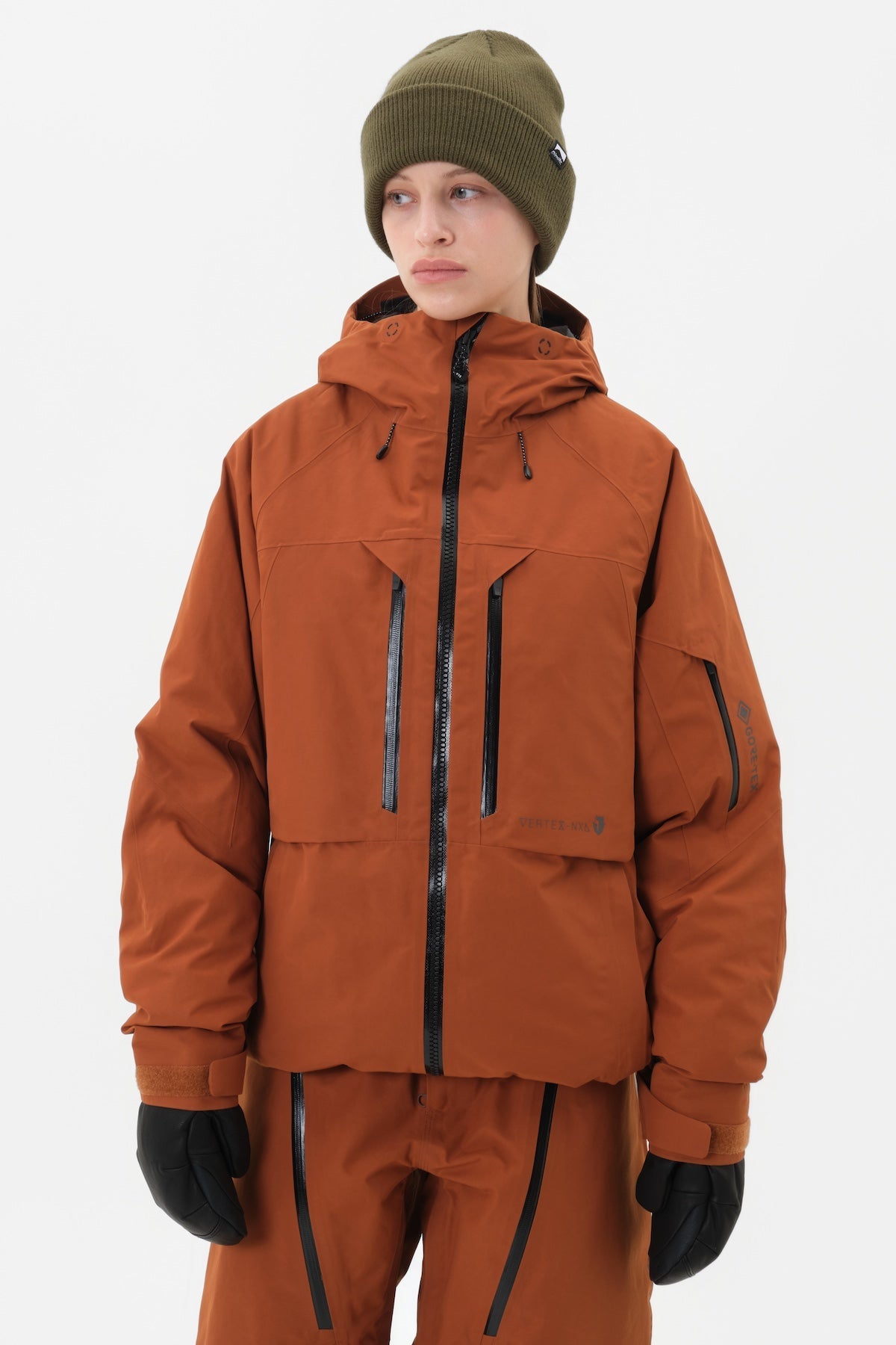 [INVITED] 25 GORE-TEX 2L DOWN JACKET BRICK