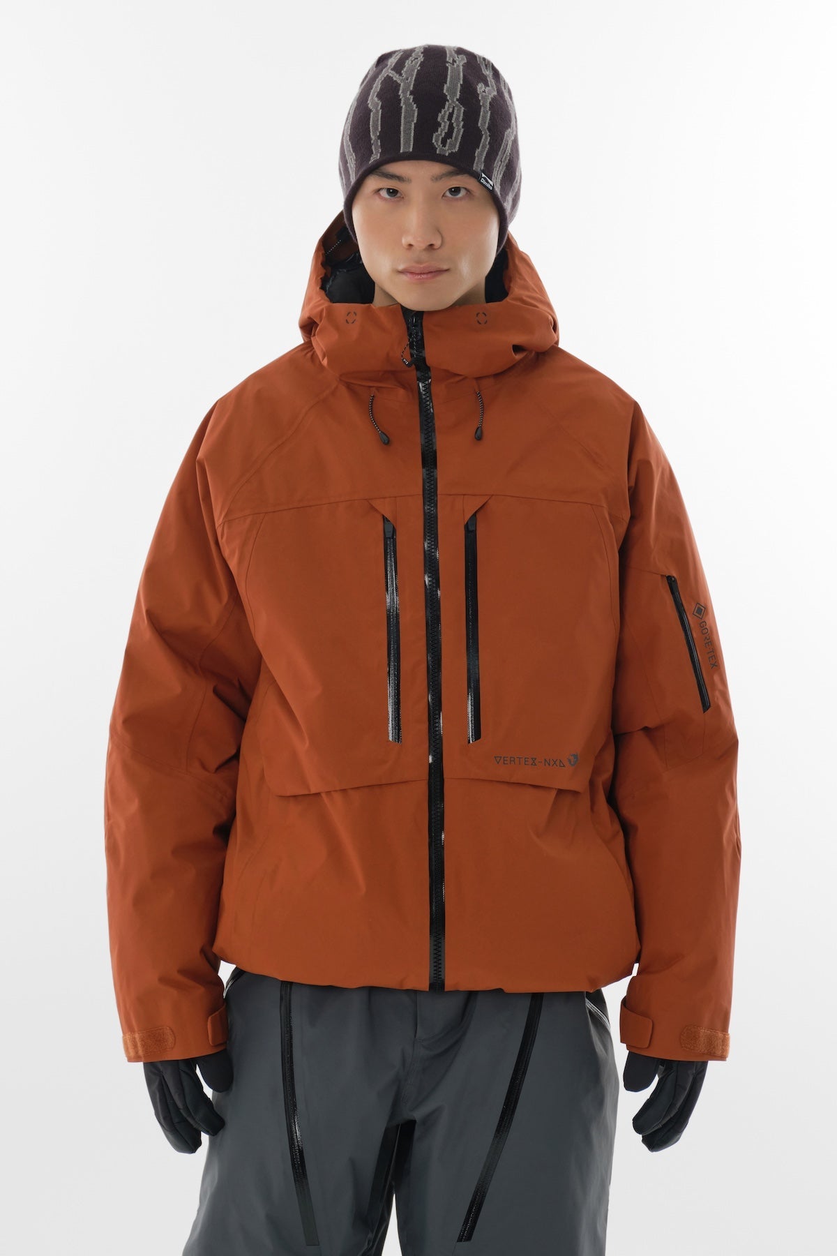 [INVITED] 25 GORE-TEX 2L DOWN JACKET BRICK