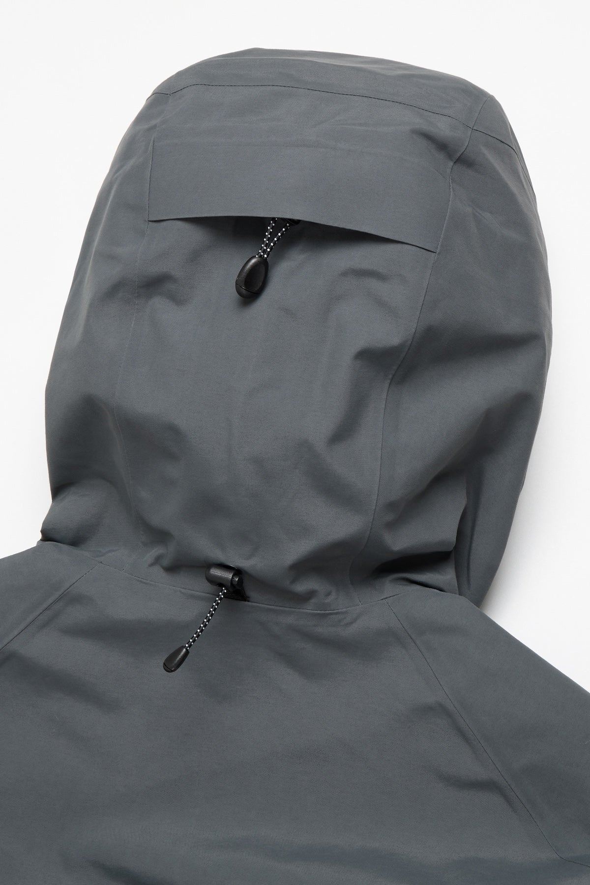 [INVITED] 25 GORE-TEX 2L JACKET BLACK