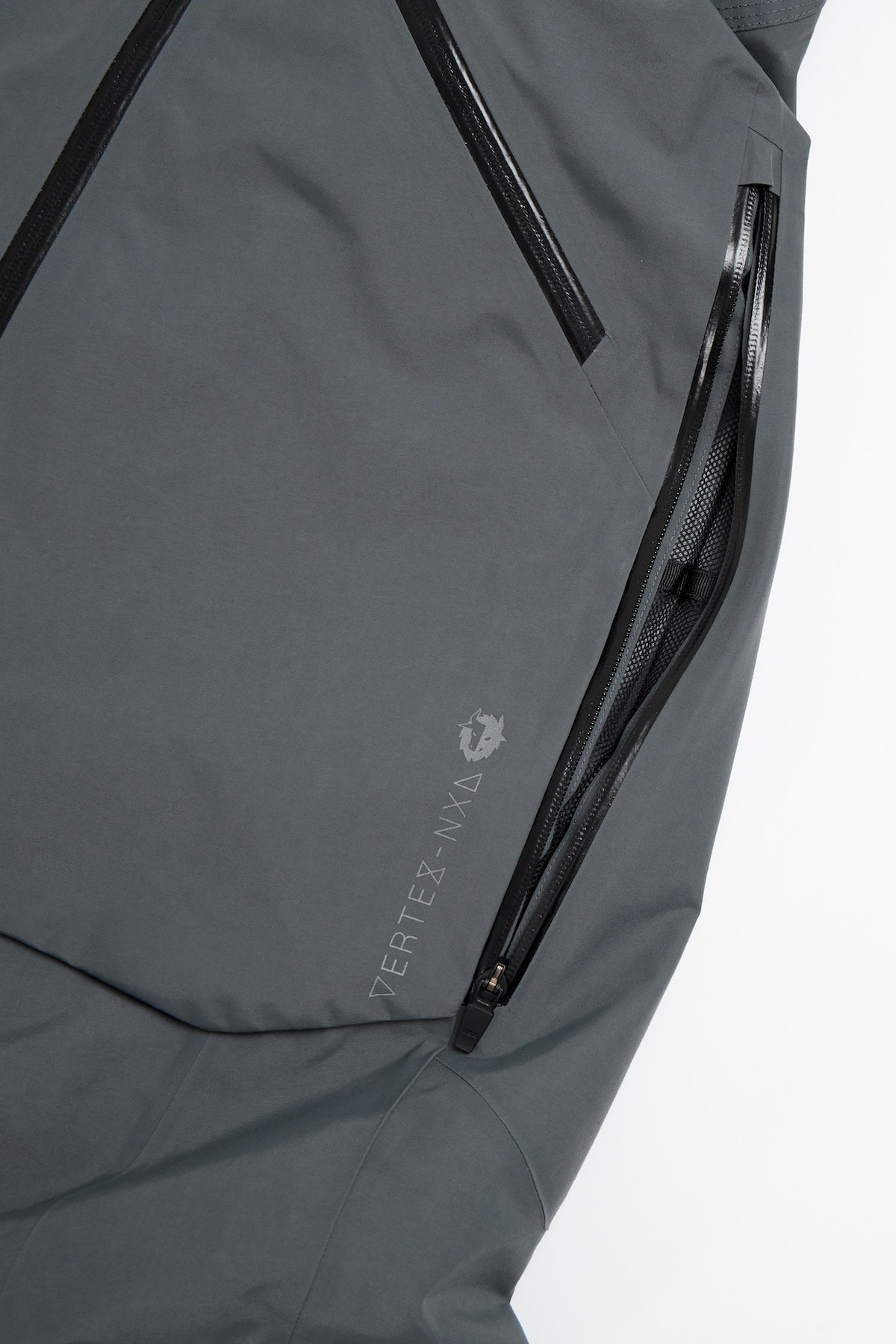 [INVITED] 25 GORE-TEX 2L PANTS (RELAXED FIT) SLATE SAGE