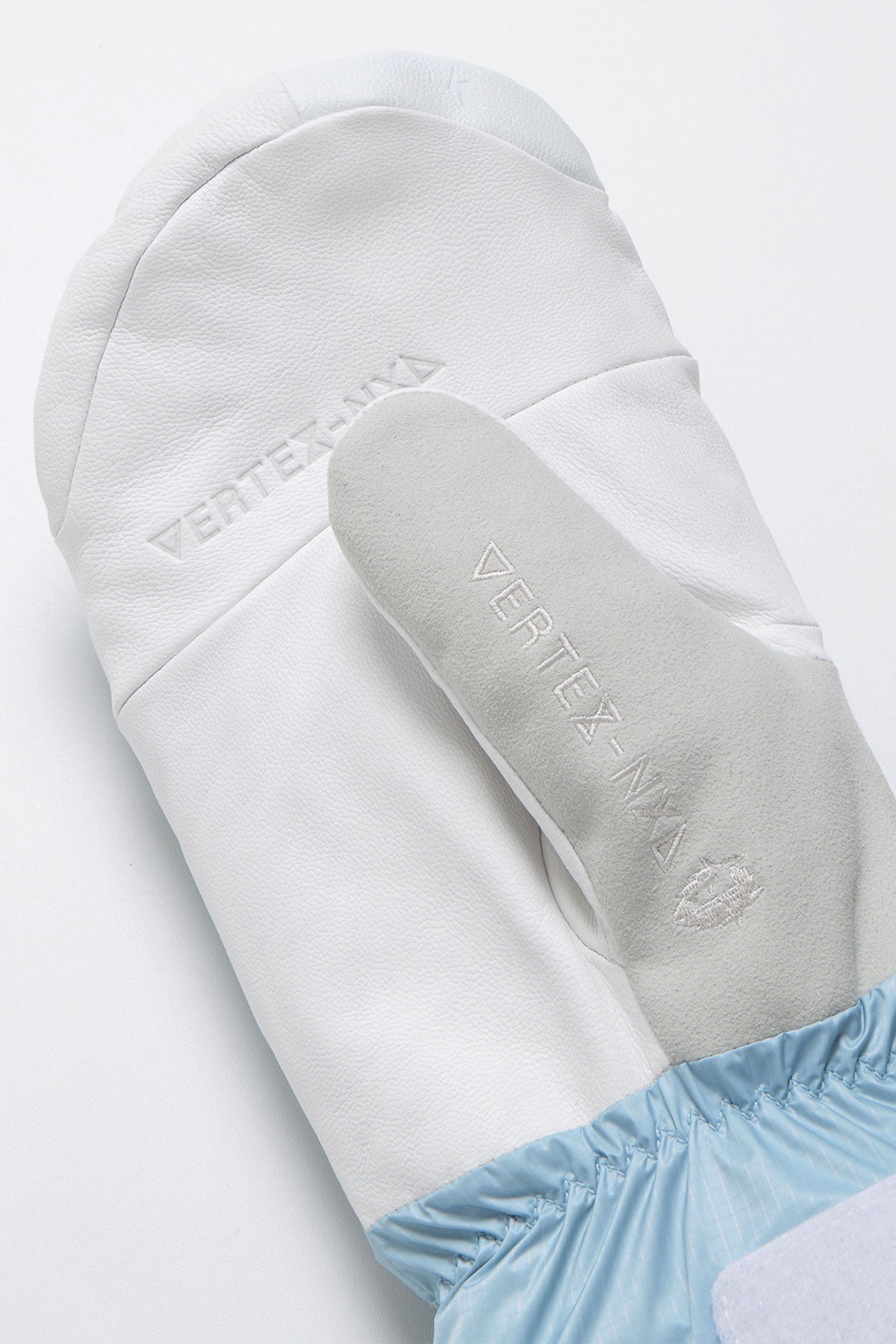 [INVITED] 25 GORE-TEX DOWN MITTEN WINTER SKY