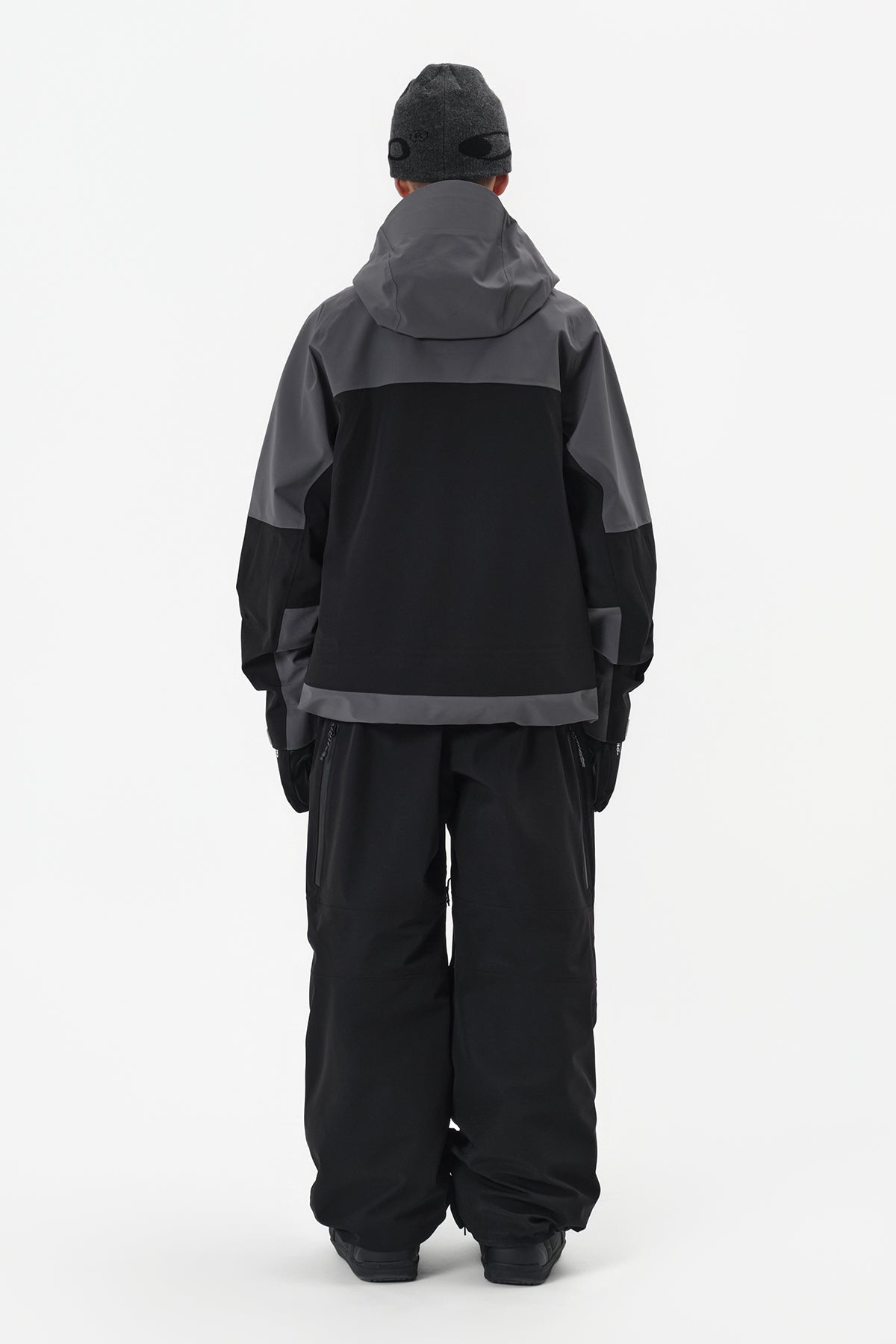 [INVITED] 25 LEVEL 2L PANTS (RELAXED FIT) BLACK