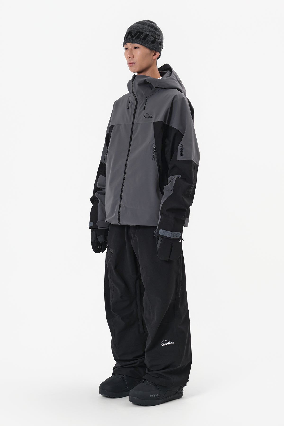 [INVITED] 25 LEVEL 2L PANTS (RELAXED FIT) BLACK