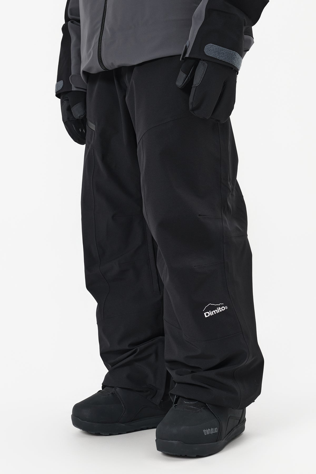 [INVITED] 25 LEVEL 2L PANTS (RELAXED FIT) BLACK