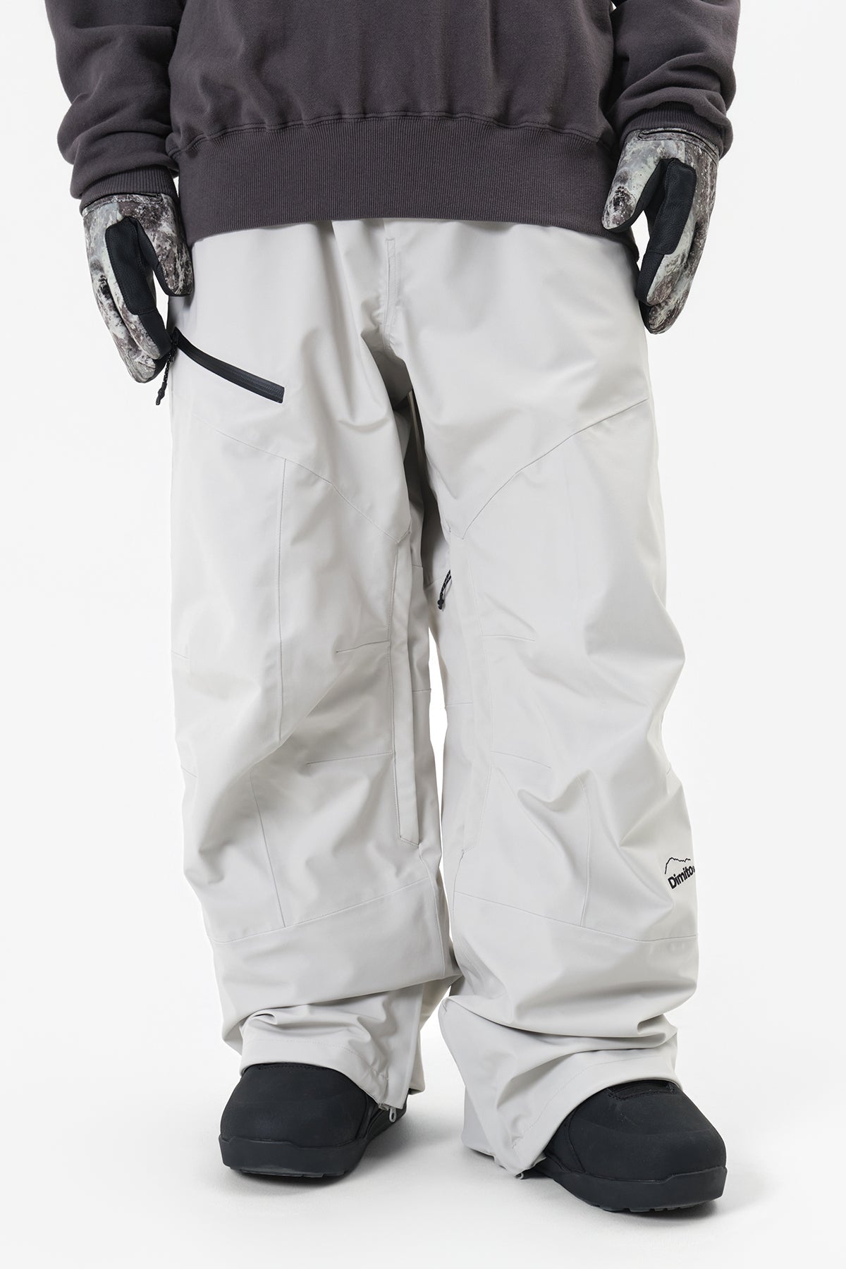 [INVITED] 25 LEVEL 2L PANTS (RELAXED FIT) CREAM WHITE