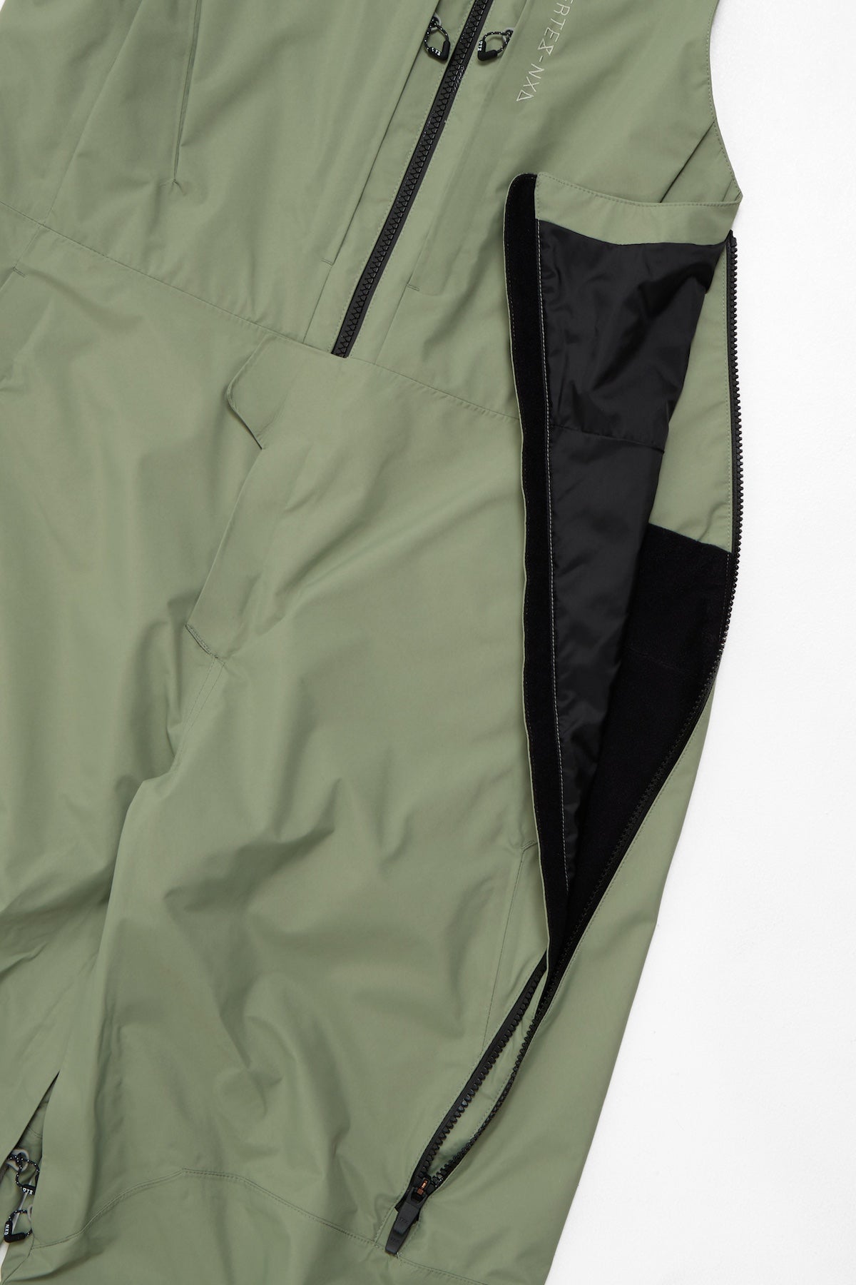 [INVITED] 25 VTX BIB 2L PANTS (STANDARD FIT) TAUPE