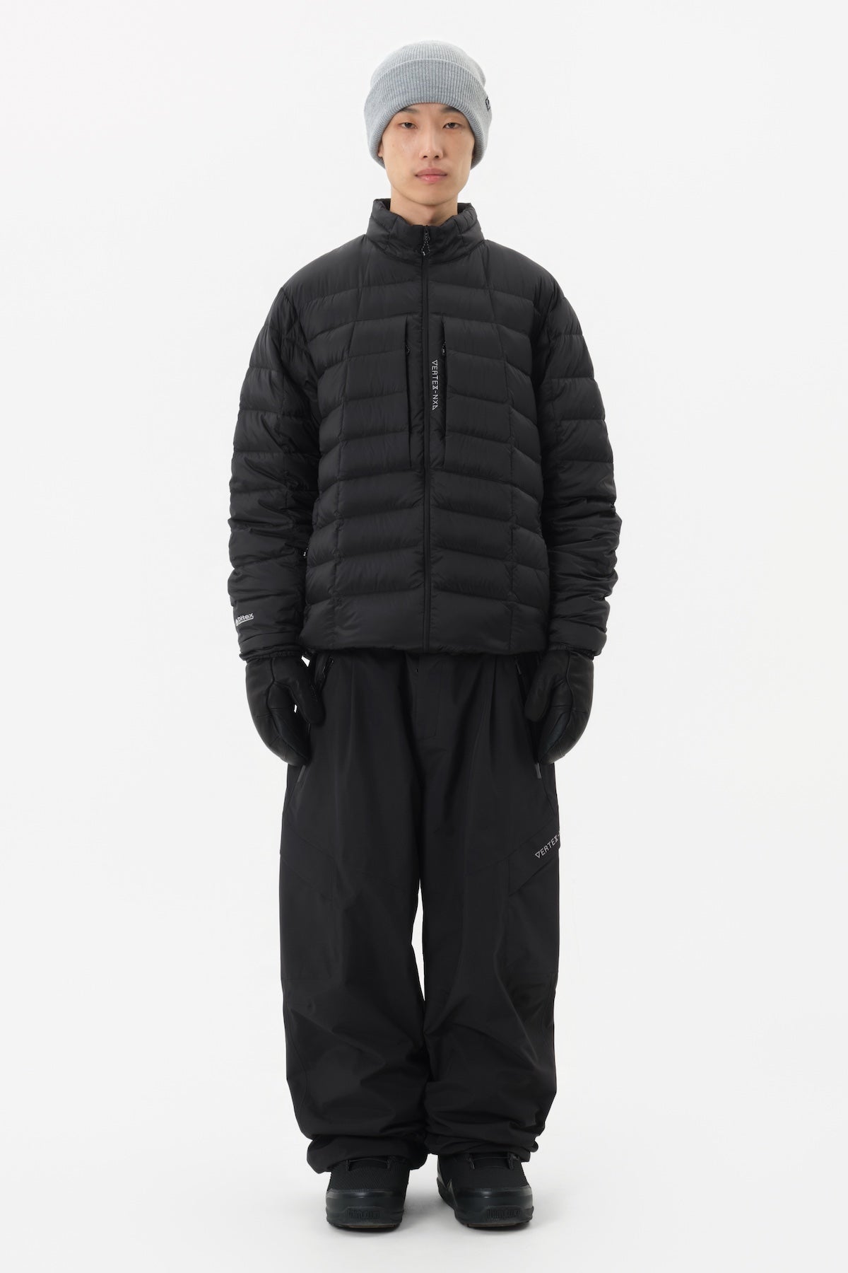 [INVITED] 25 VTX COZY DOWN JACKET BLACK