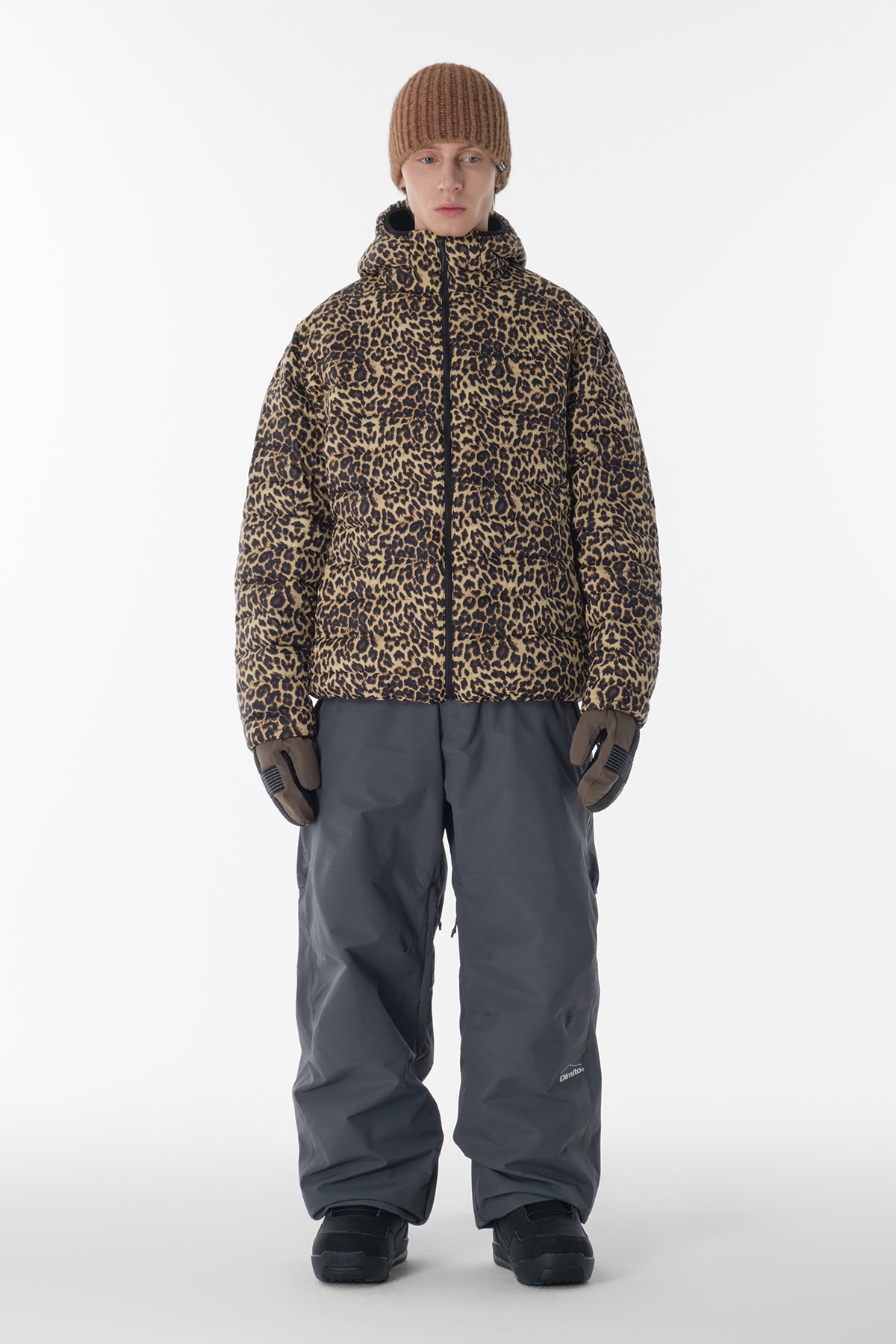 VERT BARRIER PANTS (RELAXED FIT) DARK SHADOW