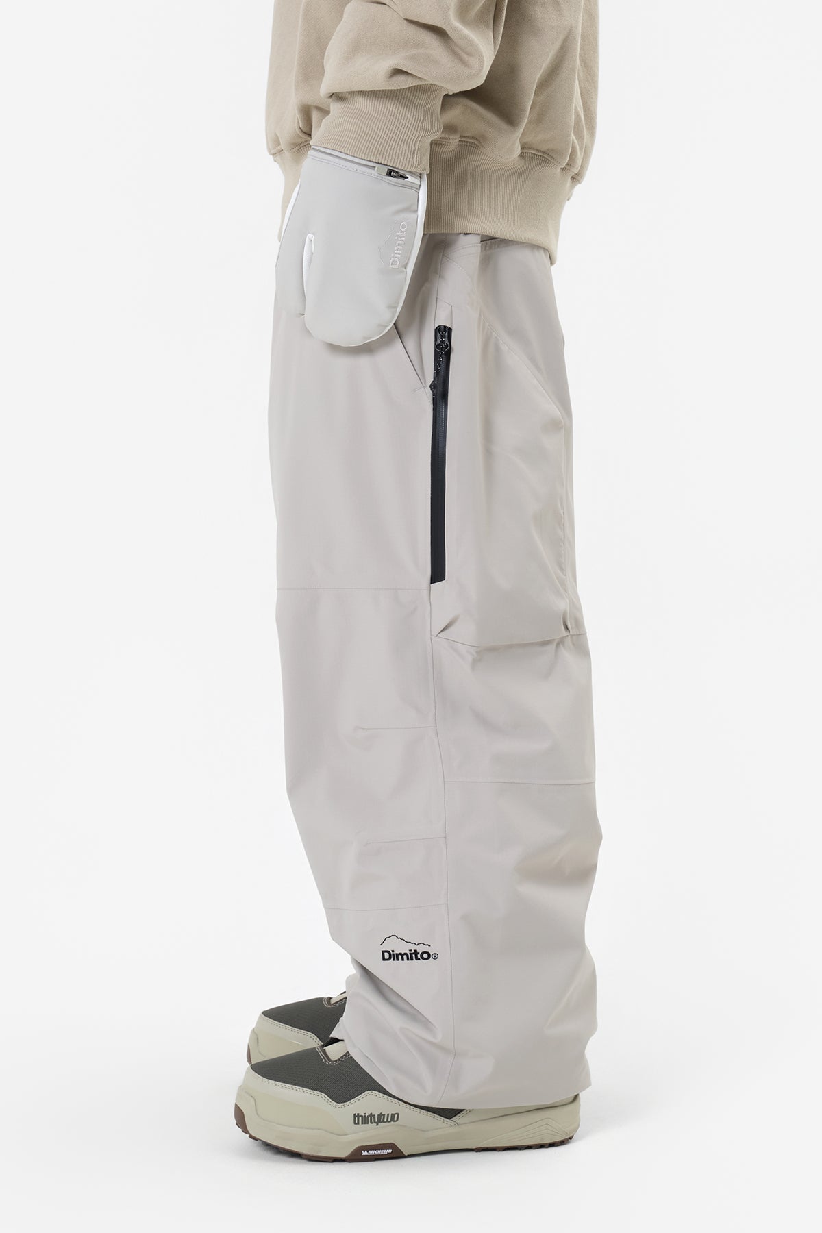 [INVITED] BARRIER PANTS (RELAXED FIT) OATMEAL