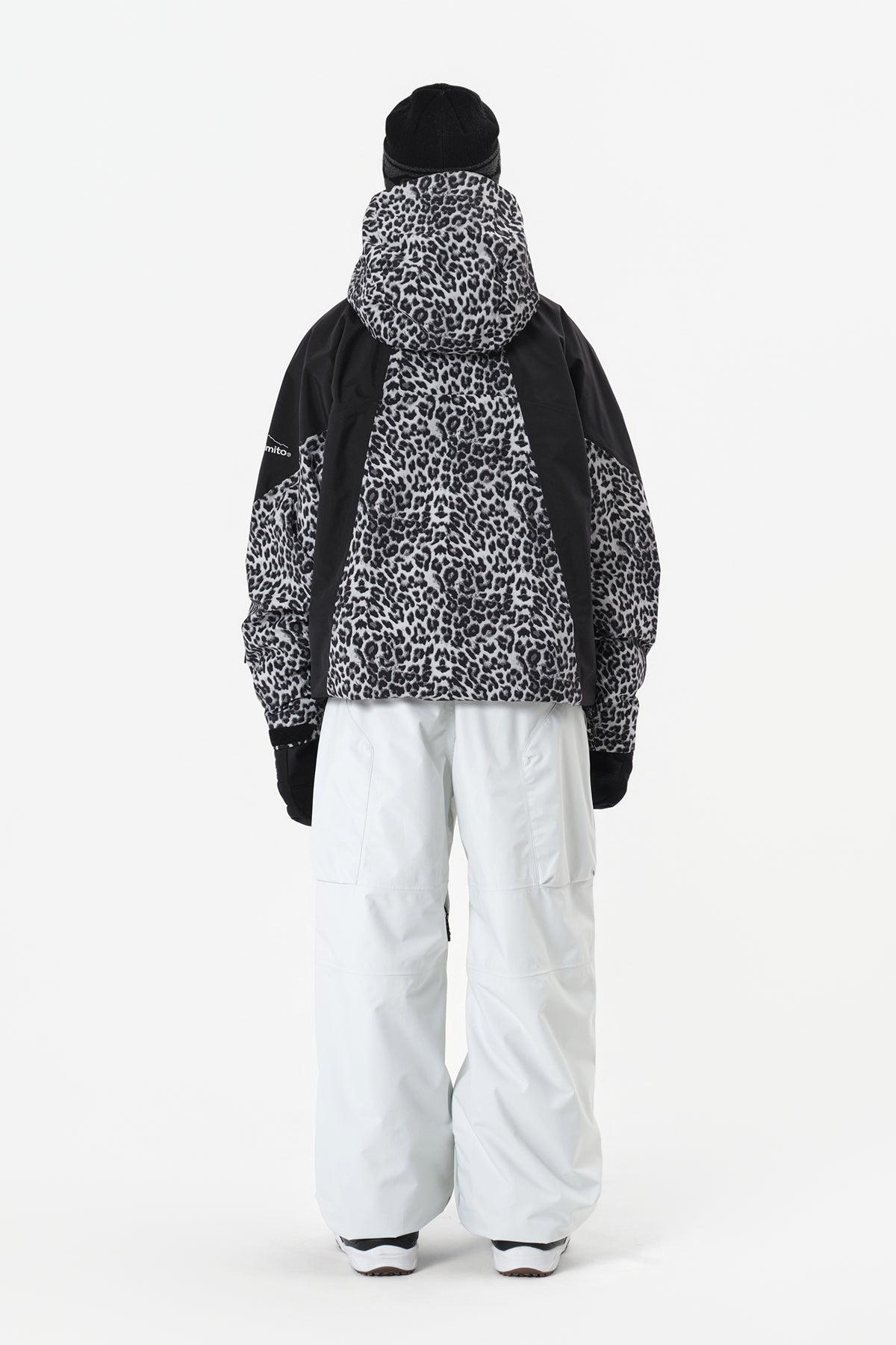 VERT BARRIER PANTS (RELAXED FIT) WHITE