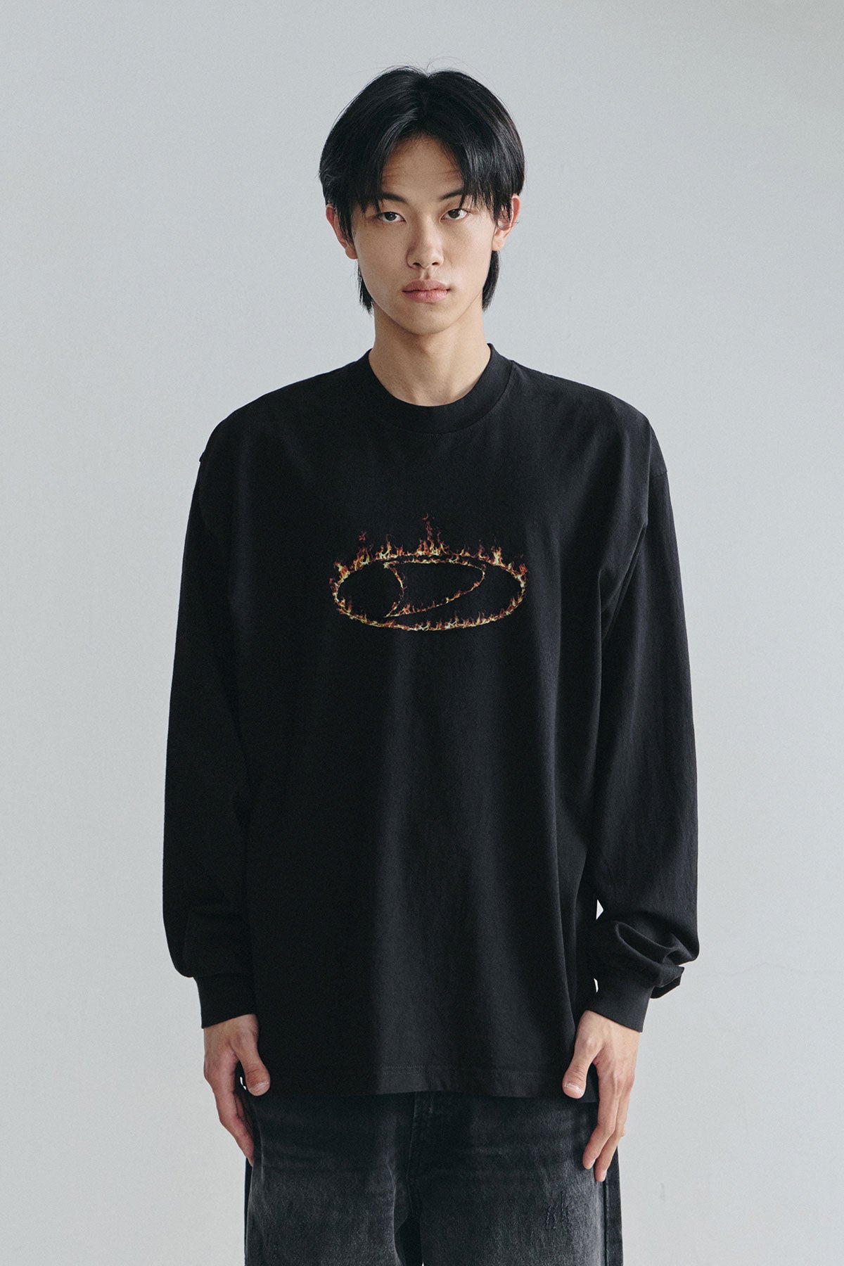 VERT BLAZE D-AXIS LSV GD 6.5OZ TEE BLACK (Available on 26.05.07)