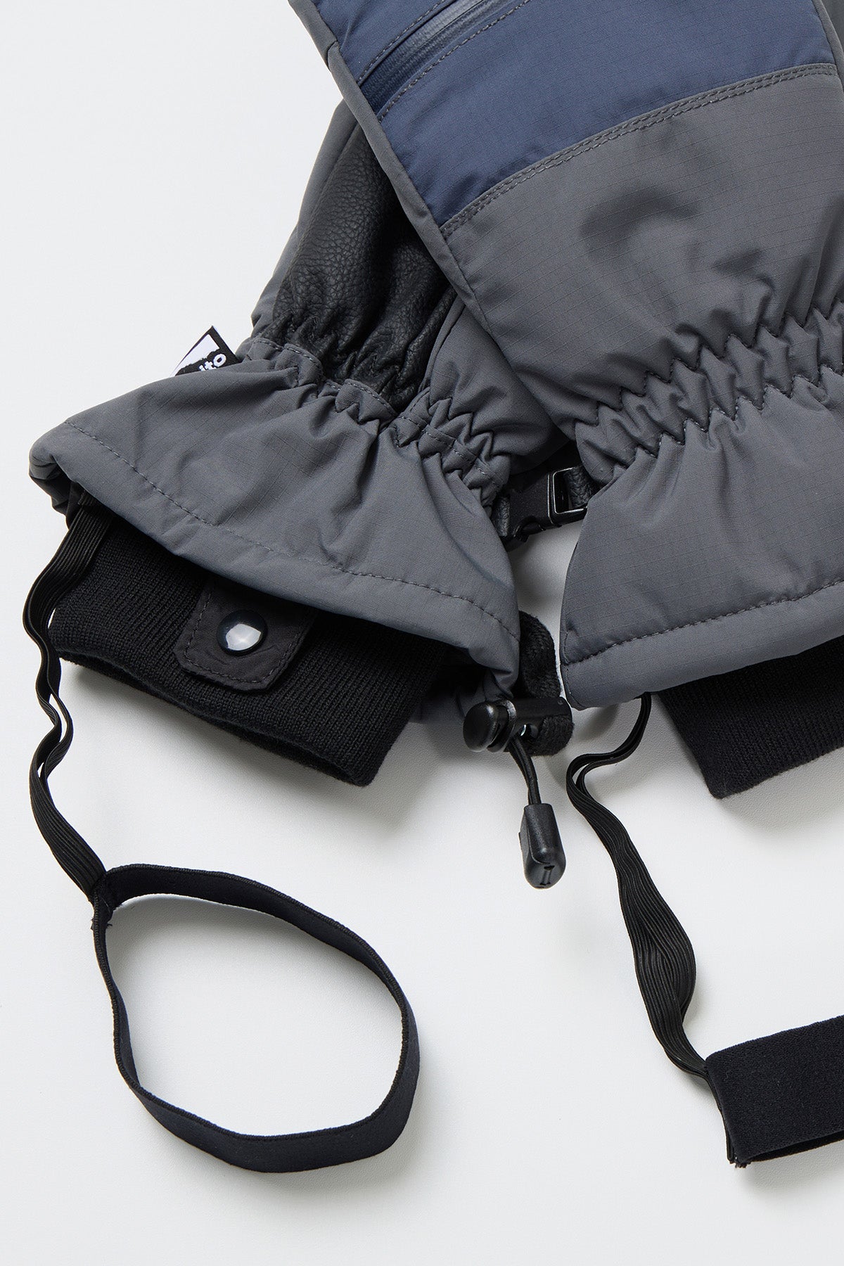 VERT BLOCK VENT MITTEN DARK SHADOW