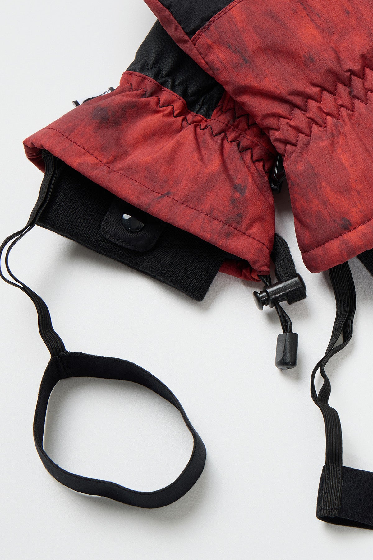 VERT BLOCK VENT MITTEN MARBLE RED