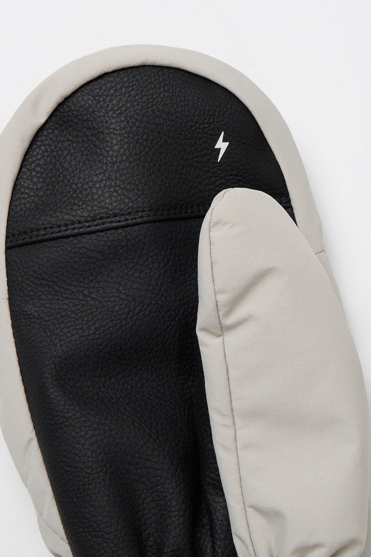 VERT BLOCK VENT MITTEN OATMEAL