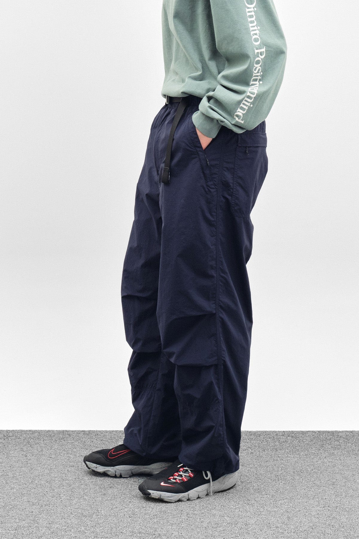 [INVITED] CAMP PANTS NAVY
