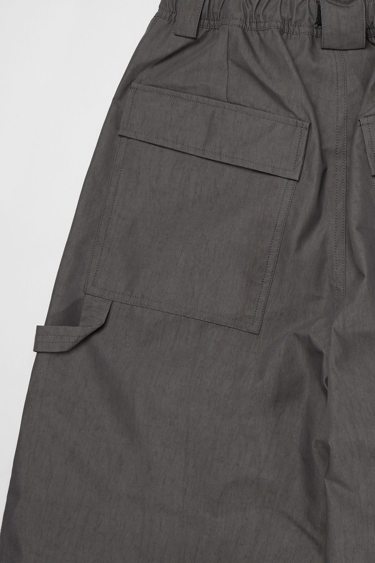 [INVITED] CARPENTER WIDE PANTS (WIDE FIT LV.1) FADE BLACK