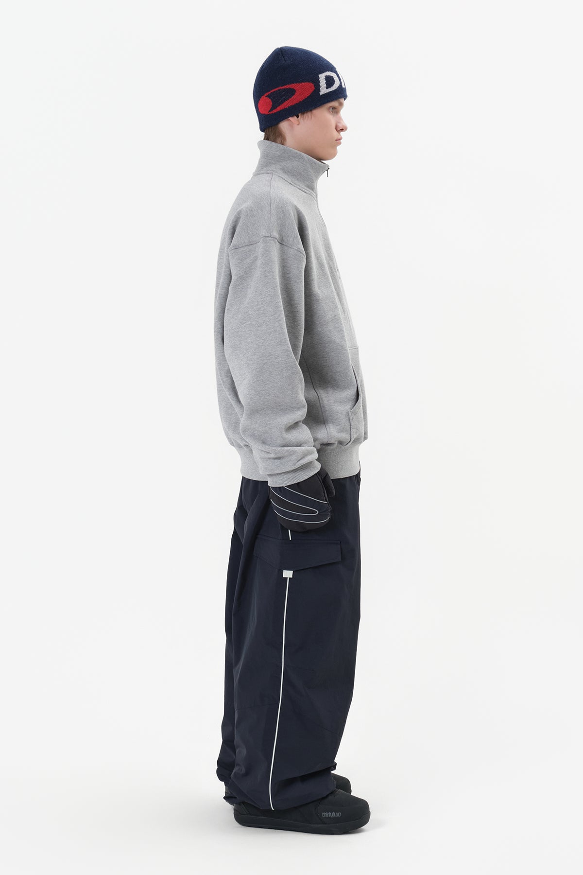 VERT CIRCLE LOGO HALF ZIP SWEATSHIRT ASH