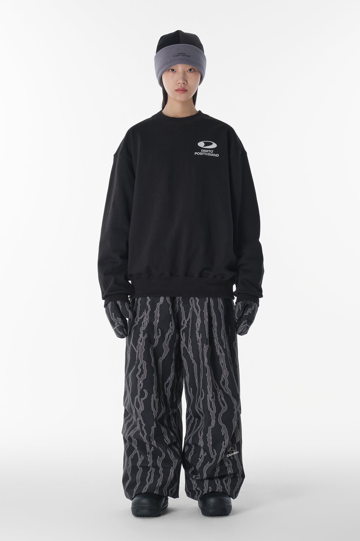 VERT CIRCLE LOGO SWEATSHIRT BLACK