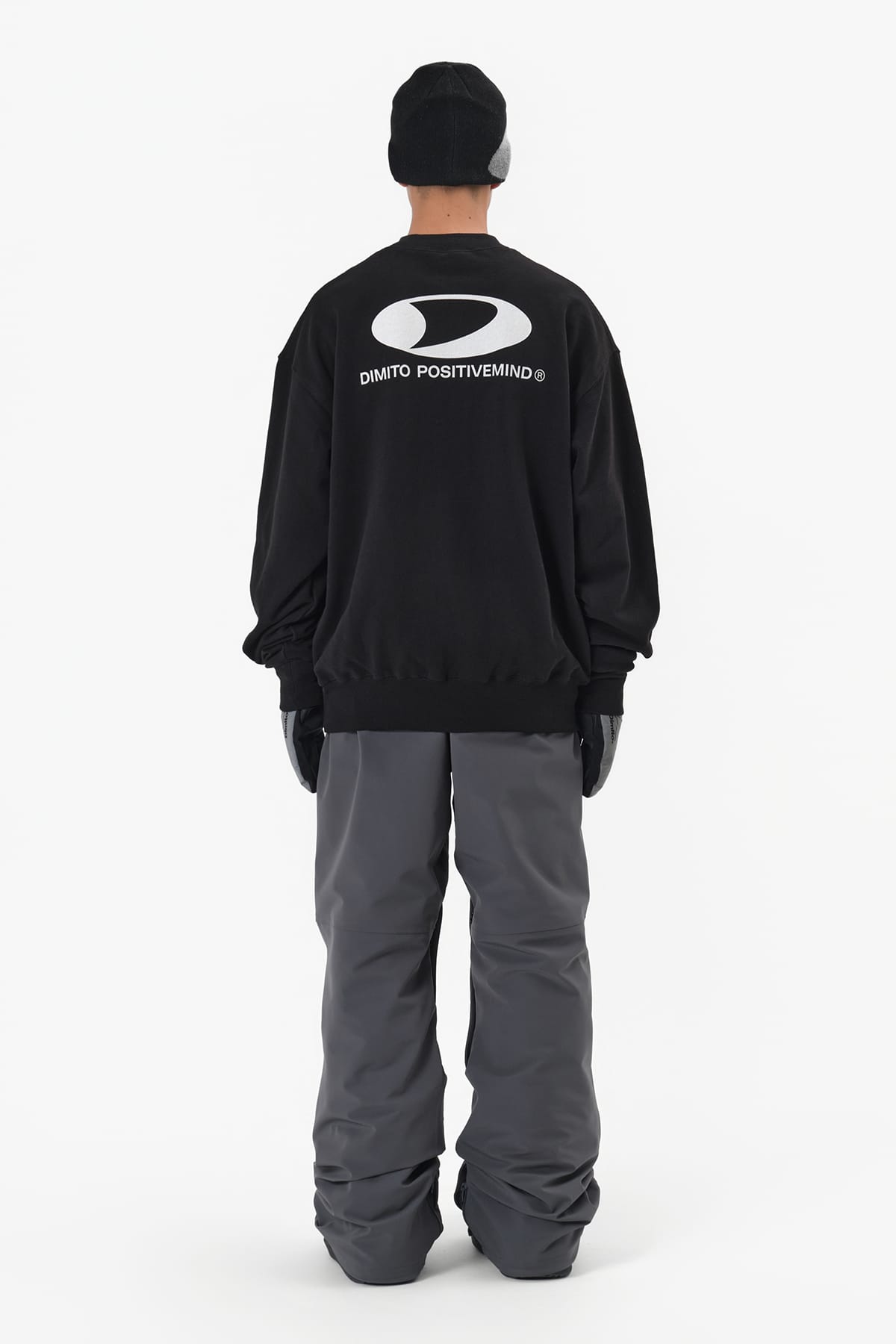 [INVITED] CIRCLE LOGO SWEATSHIRT BLACK