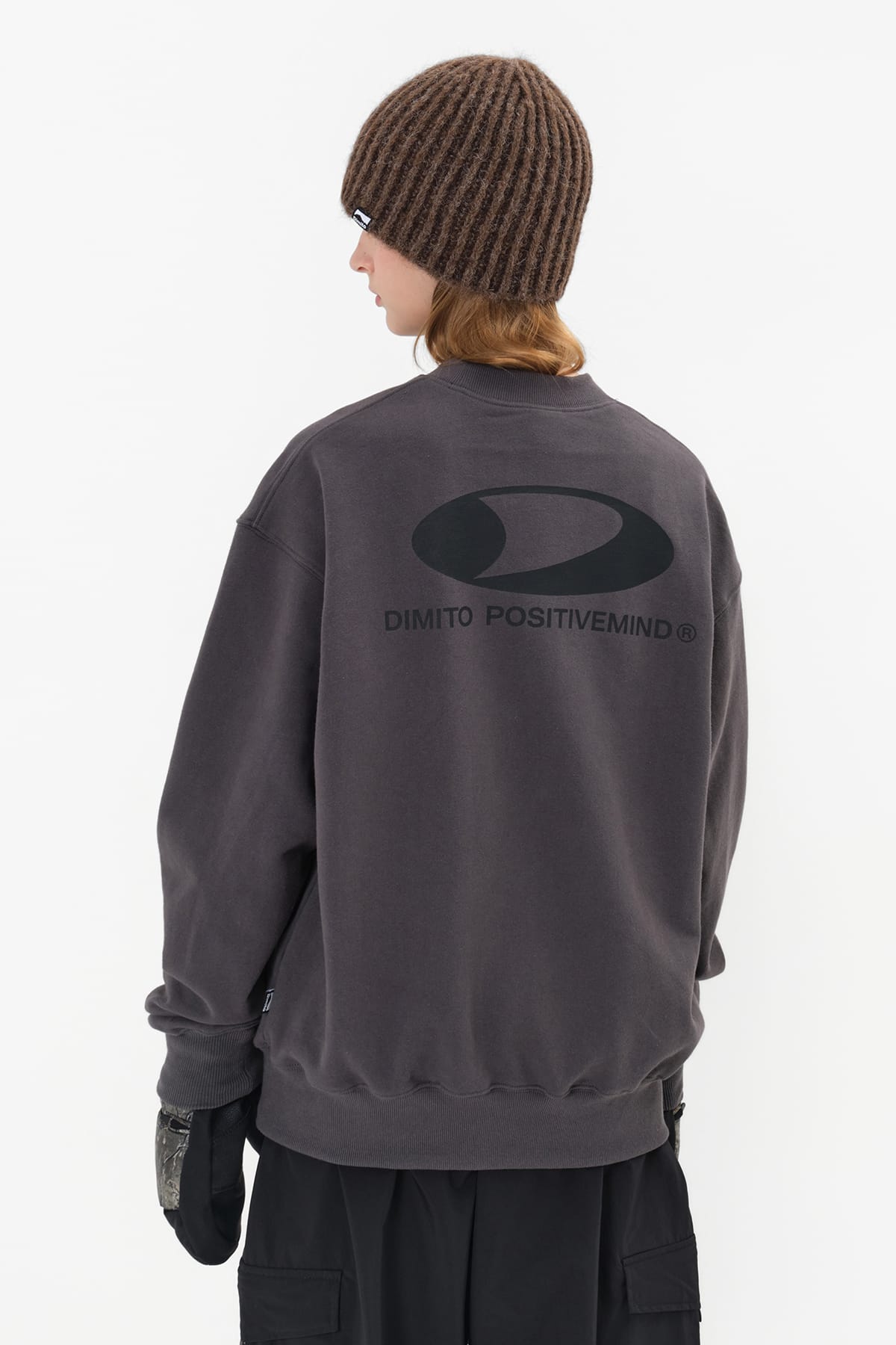 [INVITED] CIRCLE LOGO SWEATSHIRT CONCRETE