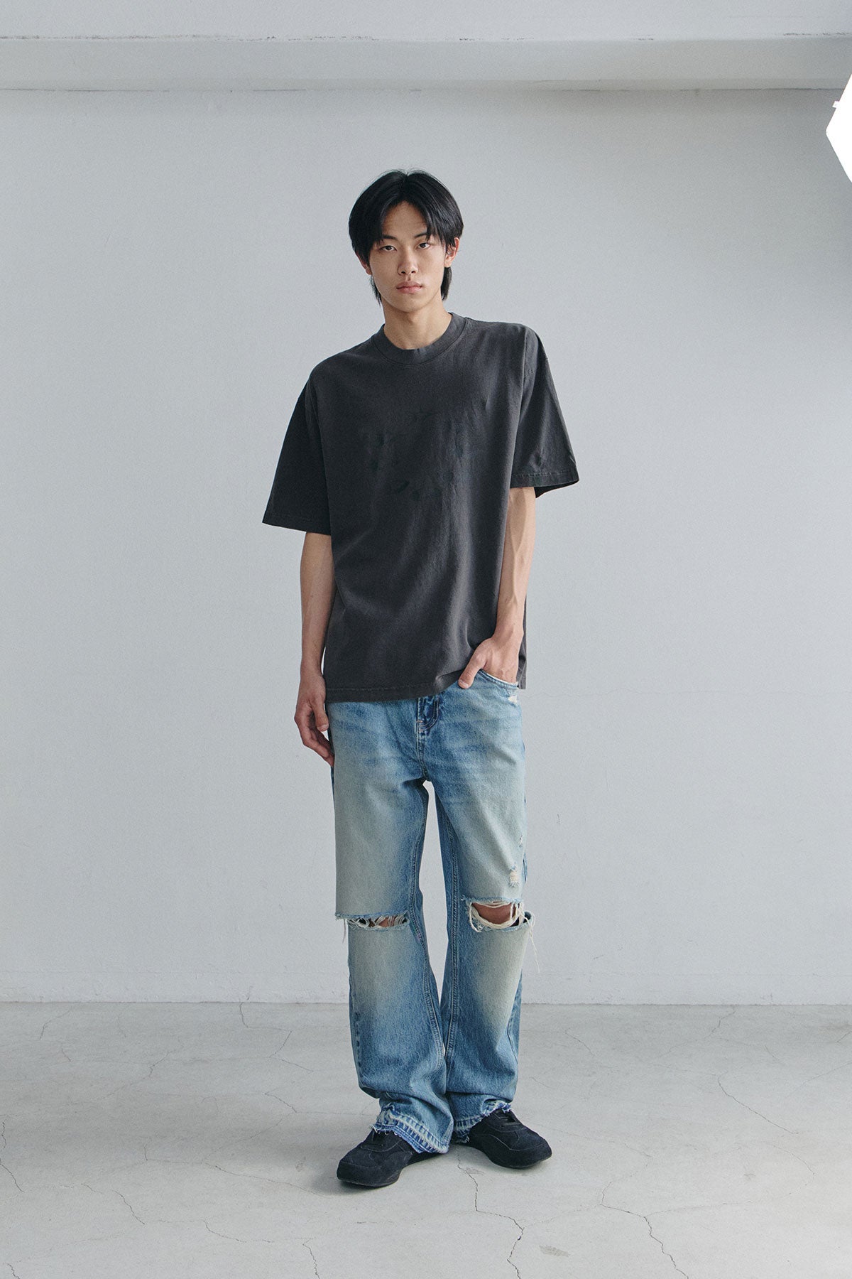 VERT D-AXIS CYCLE SSV GD 6.5OZ TEE VINTAGE BLACK (Available on 26.05.07)