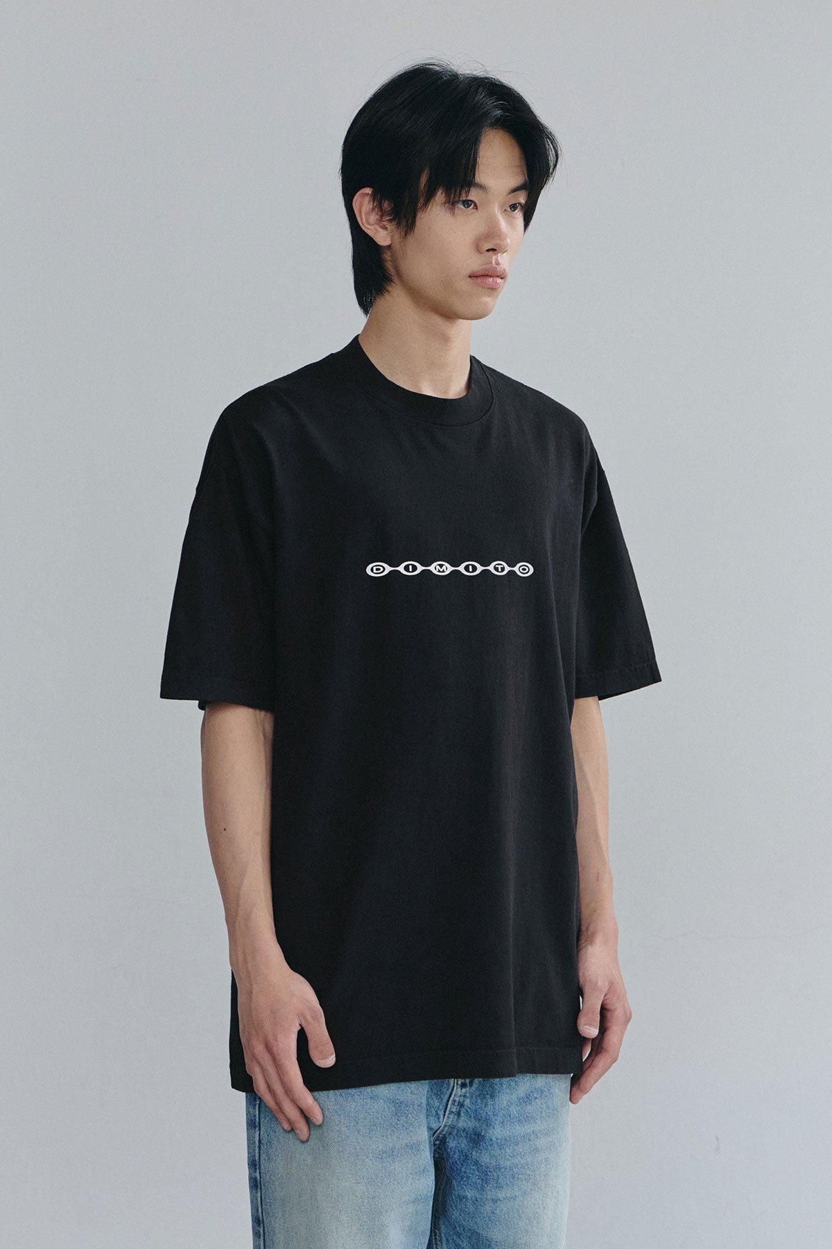 VERT DIVISION LOGO SSV GD 6.5OZ TEE BLACK (Available on 26.05.07)