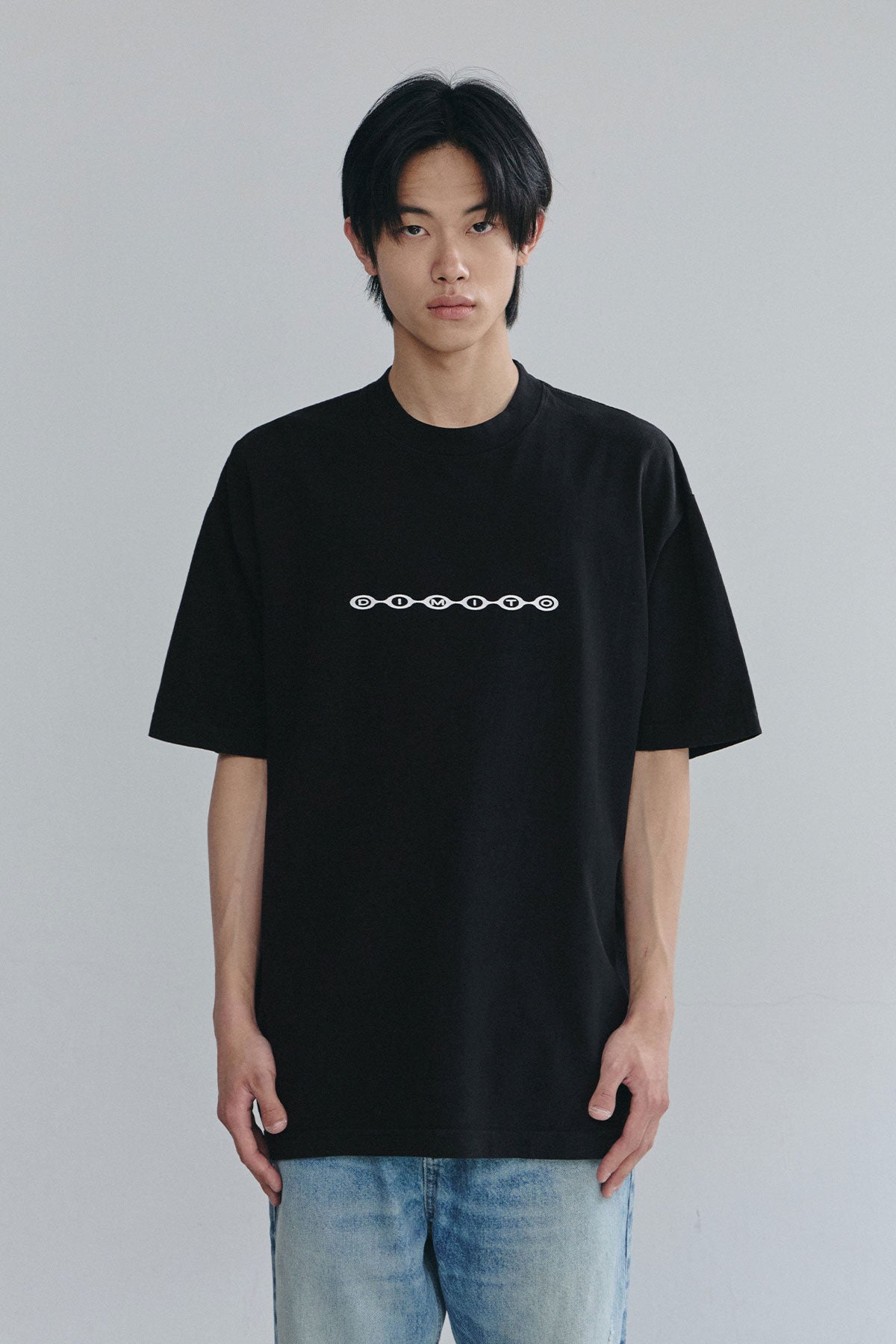 VERT DIVISION LOGO SSV GD 6.5OZ TEE BLACK (Available on 26.05.07)