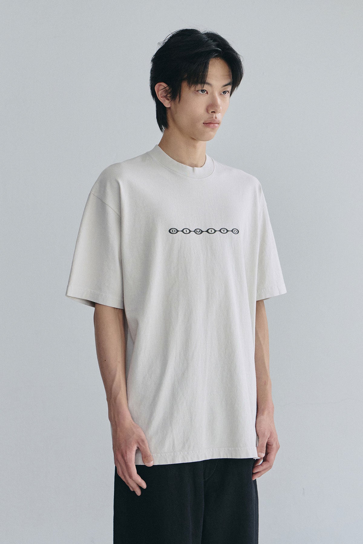 VERT DIVISION LOGO SSV GD 6.5OZ TEE CEMENT (Available on 26.05.07)