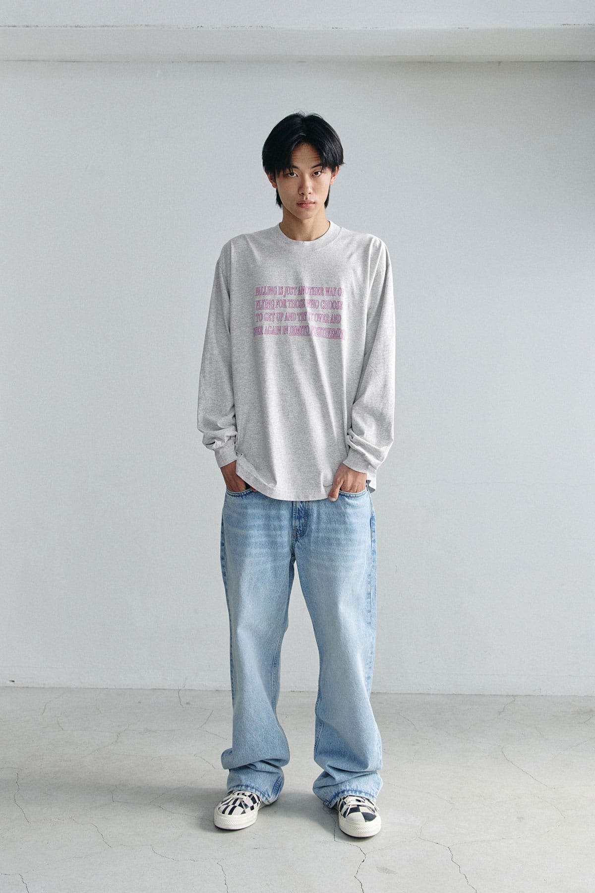 VERT DMT FLOW LSV GD 6.5OZ TEE ASH (Available on 26.05.07)