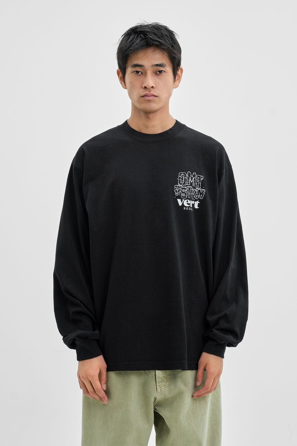 [INVITED] DMT VERT SEOUL LSV GD 6.5OZ TEE BLACK