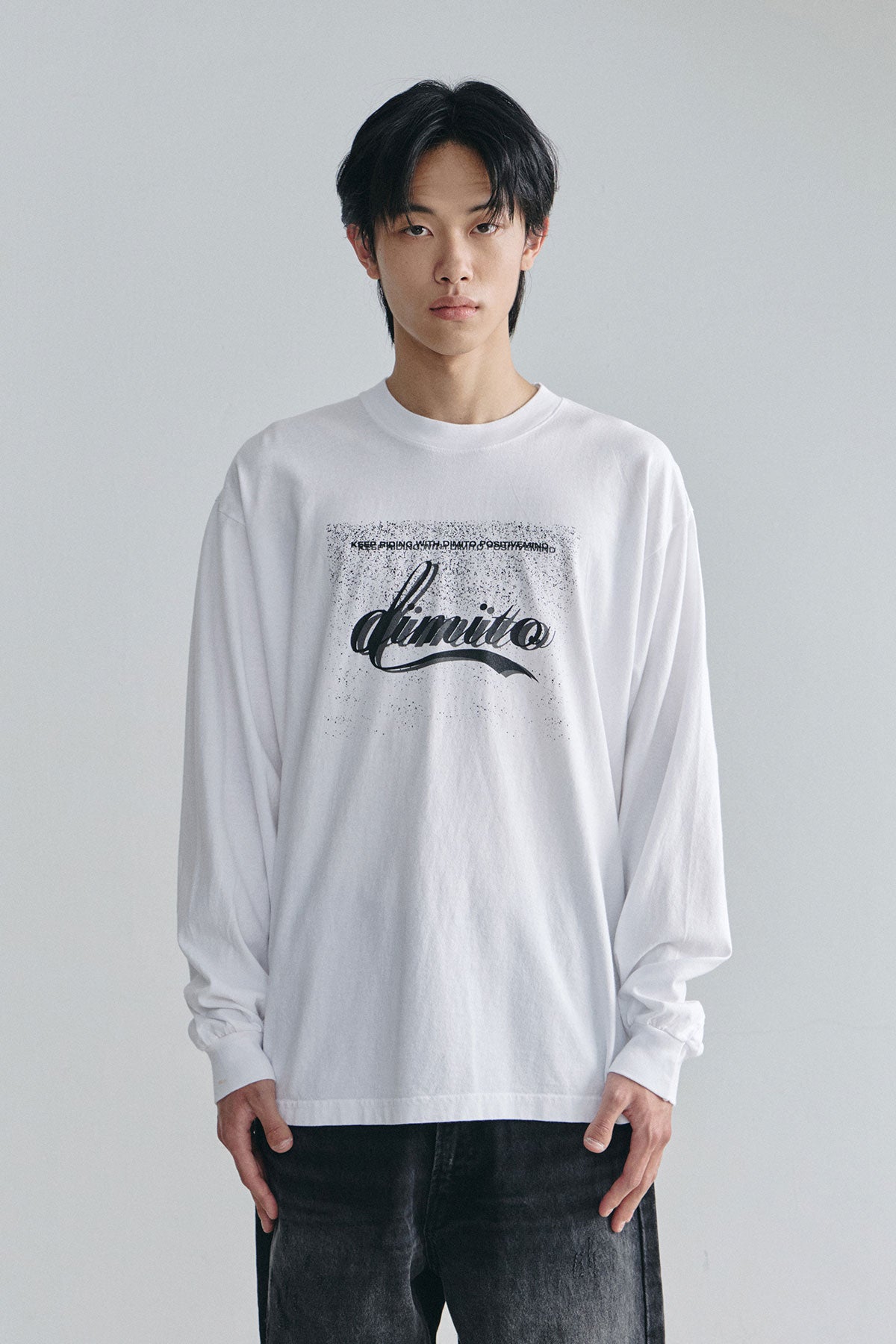 VERT DMT VINTAGE SCRIPT LSV GD 6.5OZ TEE WHITE (Available on 26.05.07)