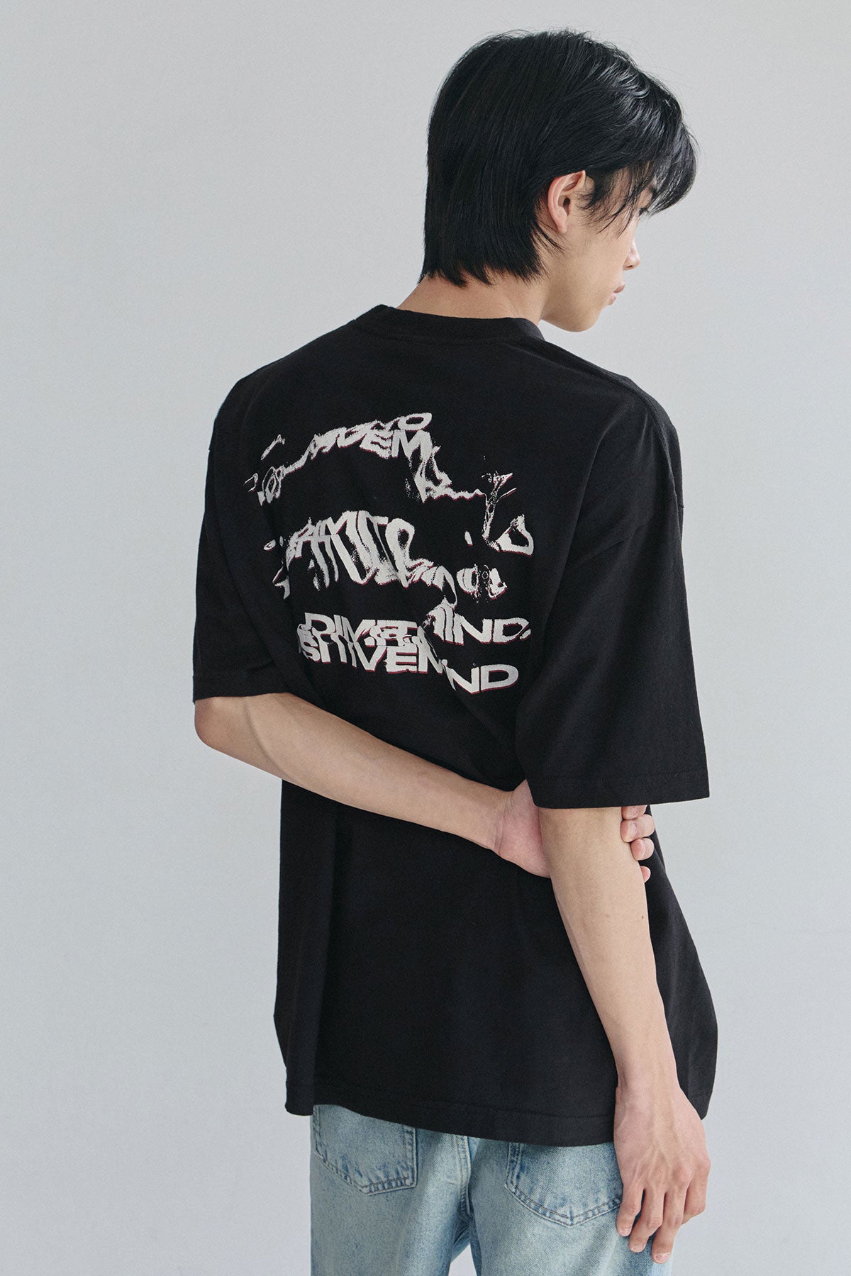 VERT DMTP POCKET SSV GD 6.5OZ TEE BLACK (Available on 26.05.07)