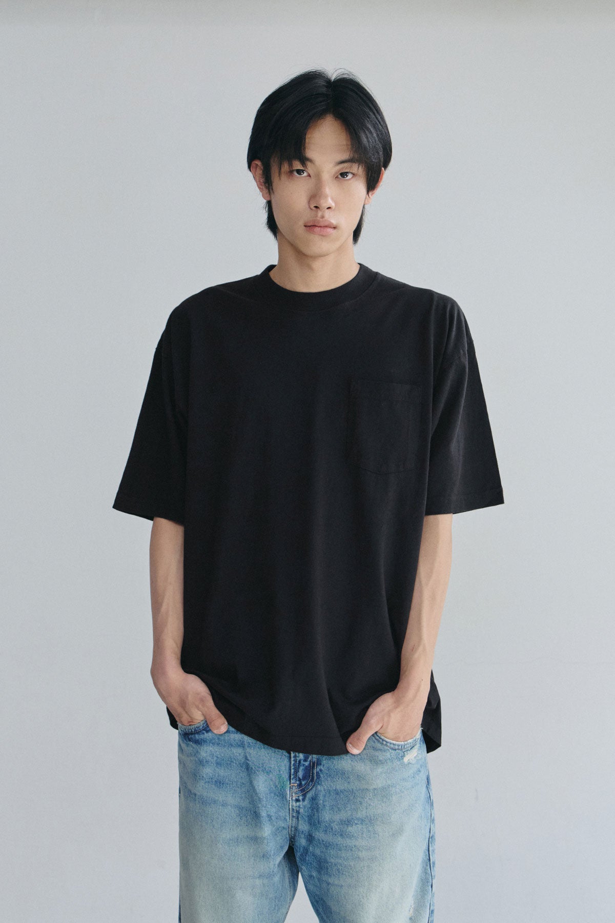 VERT DMTP POCKET SSV GD 6.5OZ TEE BLACK (Available on 26.05.07)