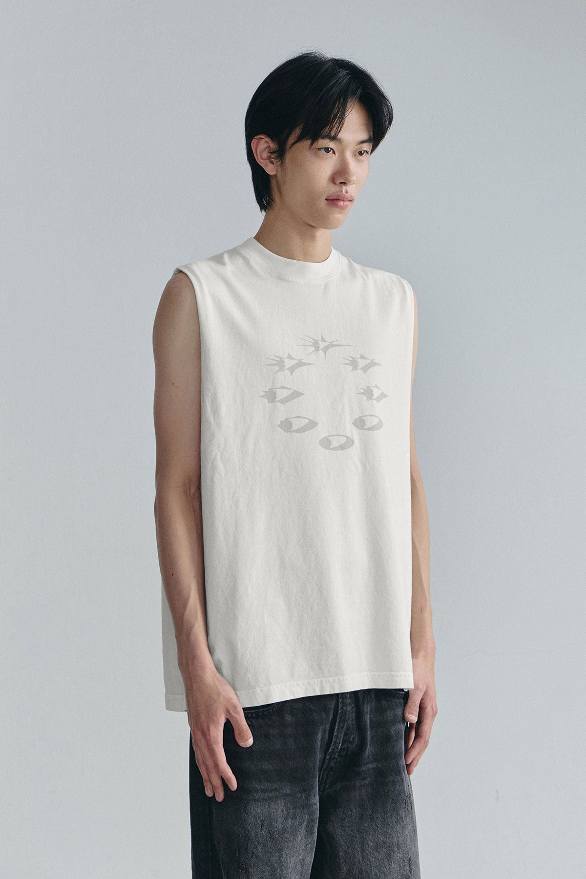 VERT EXPLODING D-AXIS GD 6.5OZ SLEEVELESS OFF WHITE (Available on 26.05.07)