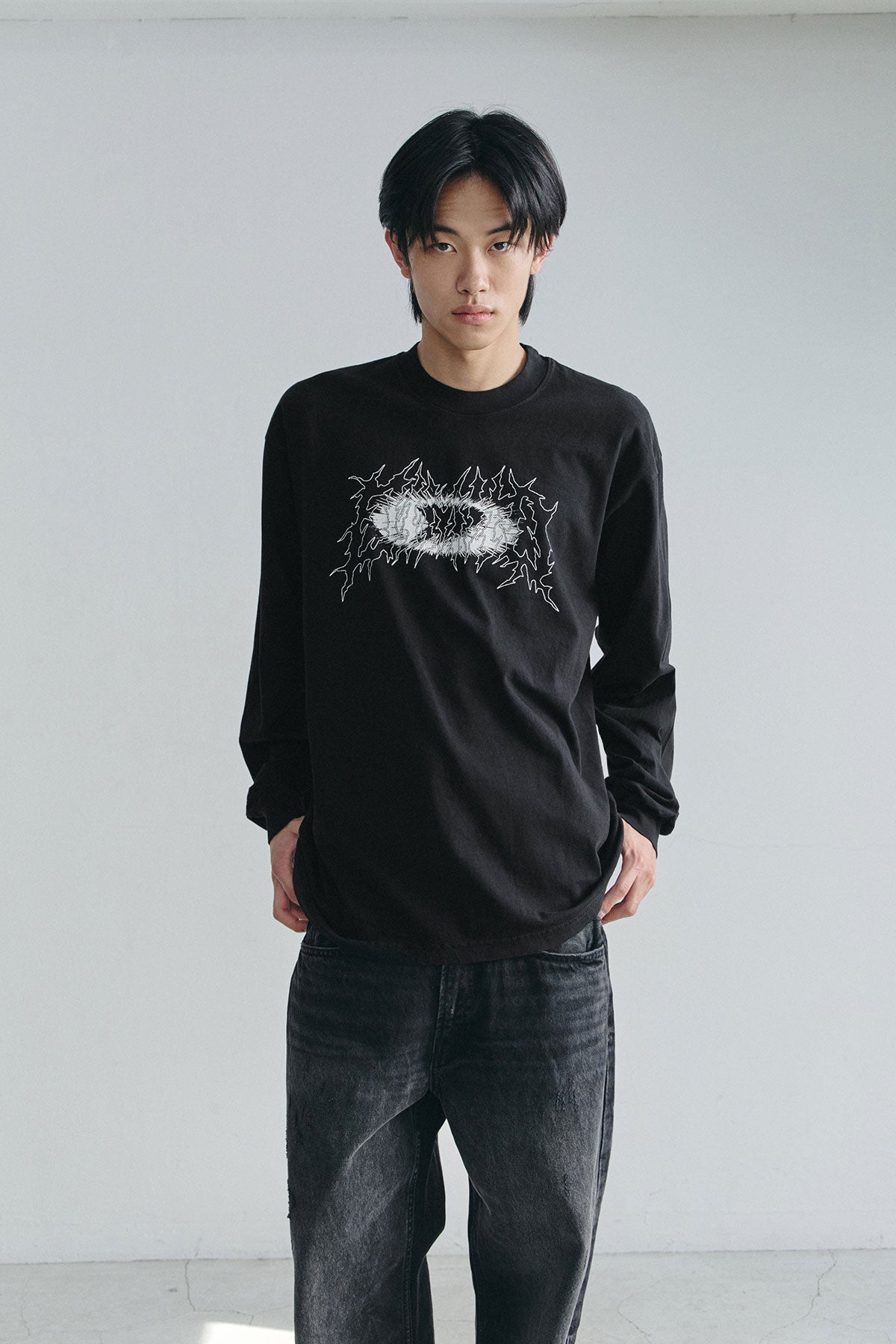 VERT EXPLODING D-AXIS LSV GD 6.5OZ TEE BLACK (Available on 26.05.07)