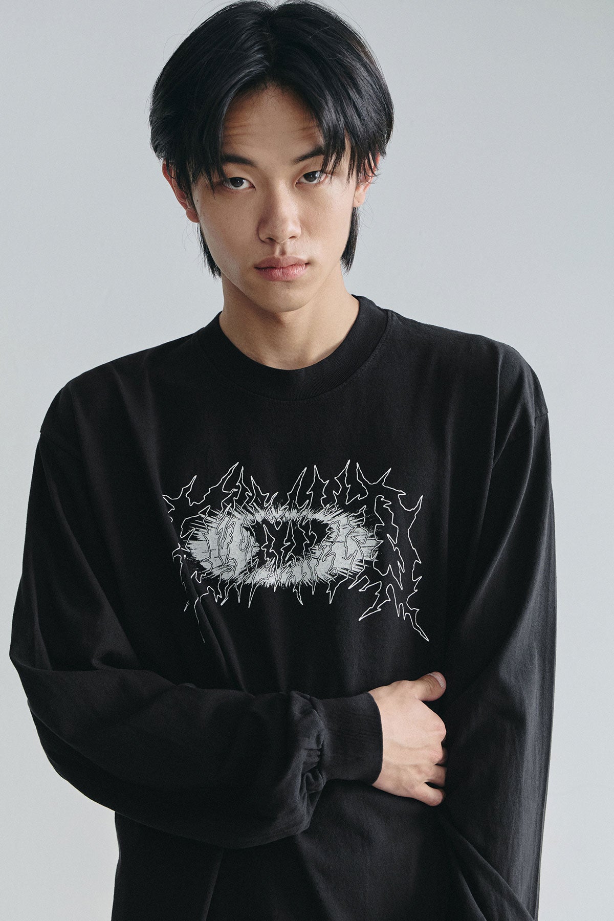 VERT EXPLODING D-AXIS LSV GD 6.5OZ TEE BLACK (Available on 26.05.07)