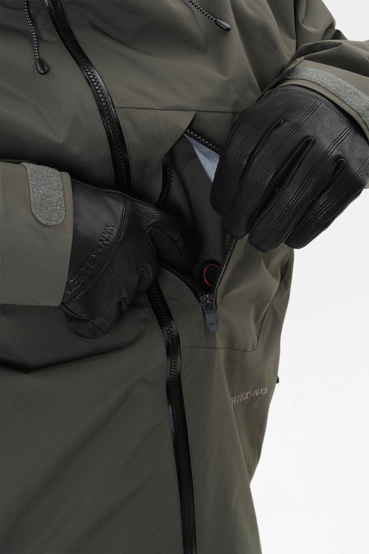 [INVITED] GORE-TEX CLASSIC LEATHER GLOVES BLACK