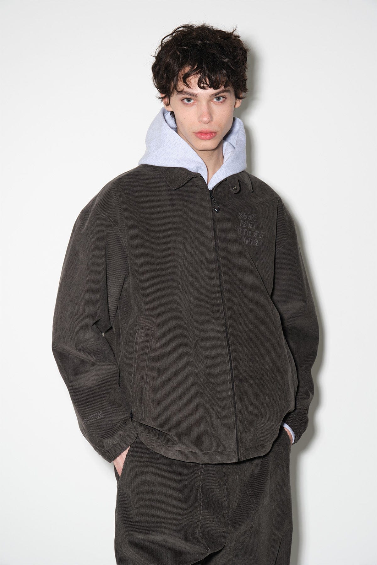 [INVITED] GTX CORDUROY JACKET SHADOW GREY