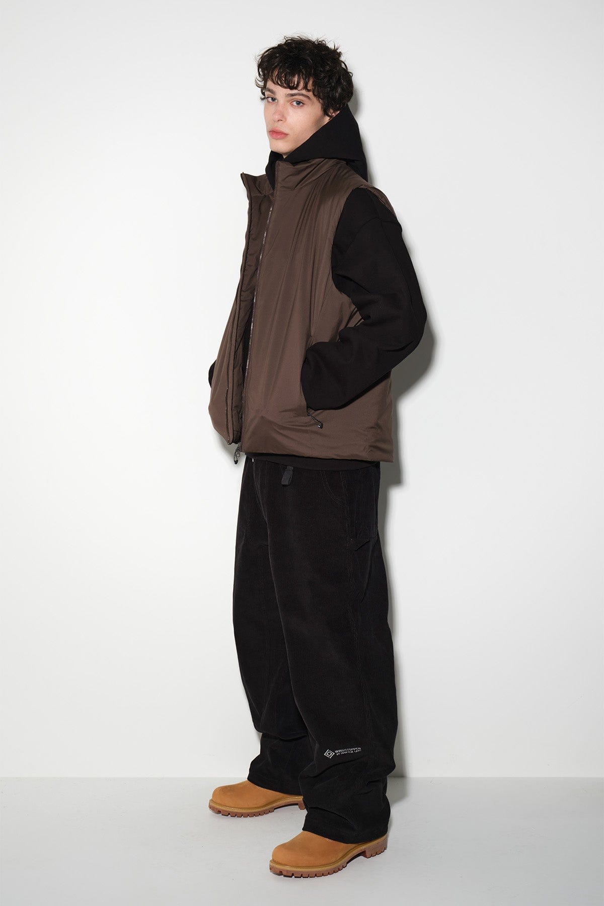 [INVITED] GTX PRIMALOFT VEST DARK BROWN