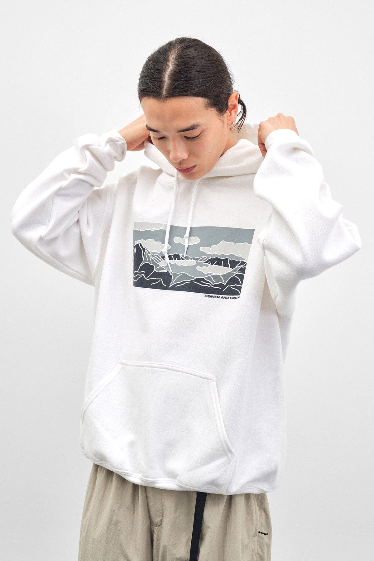 [INVITED] HAE GD HOODIE WHITE