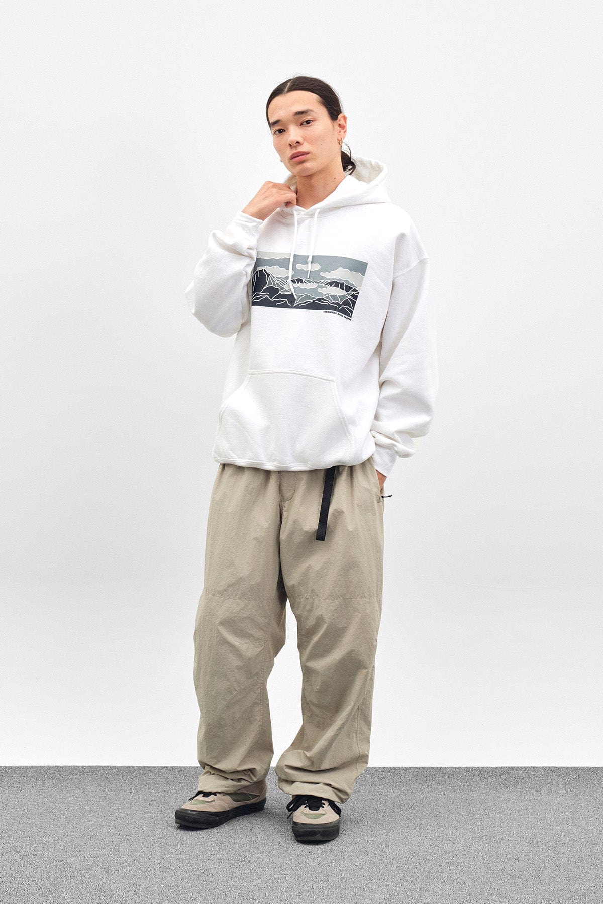 [INVITED] HAE GD HOODIE WHITE