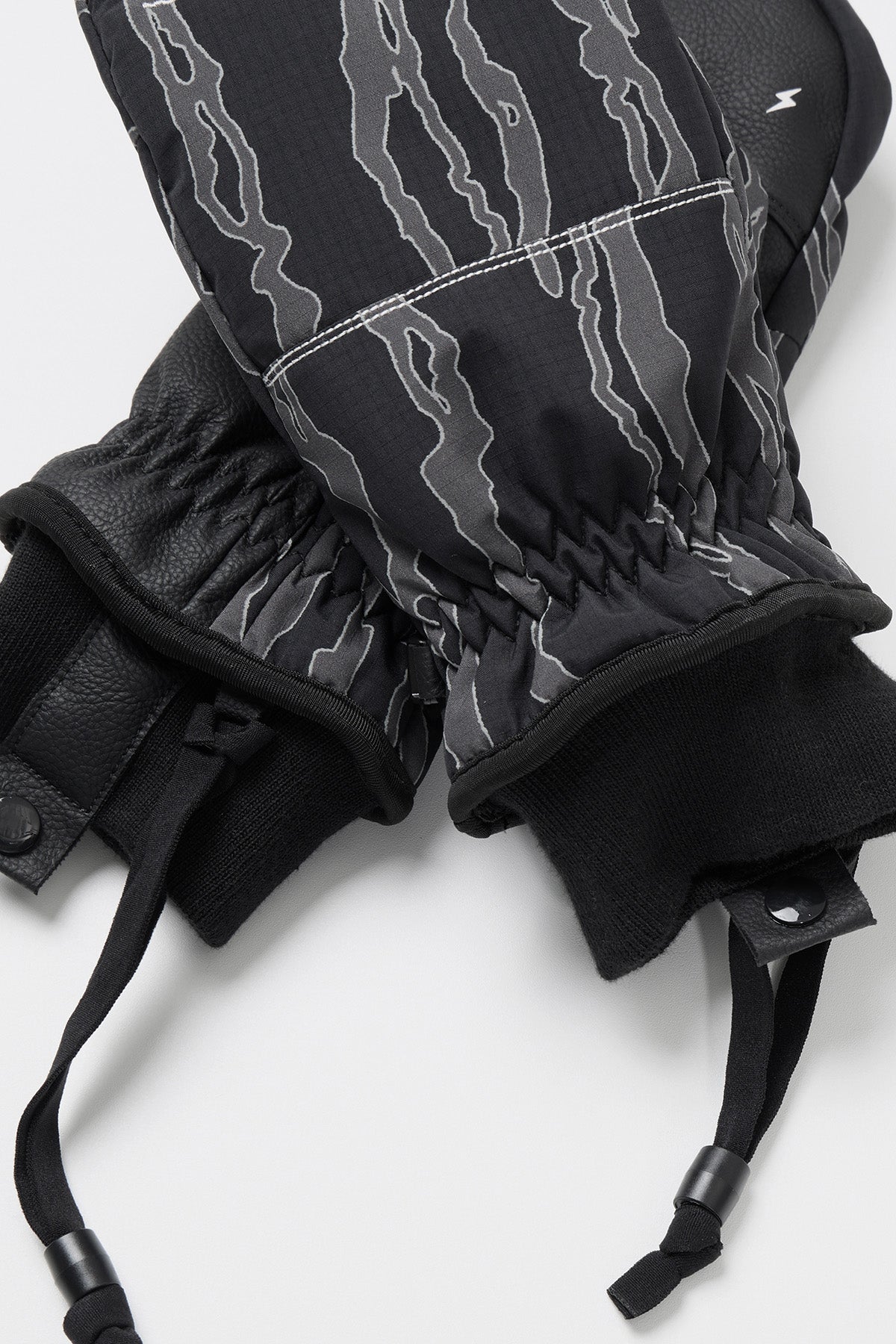 VERT HAE REFLECTIVE LINE MITTEN HAE MT BLACK