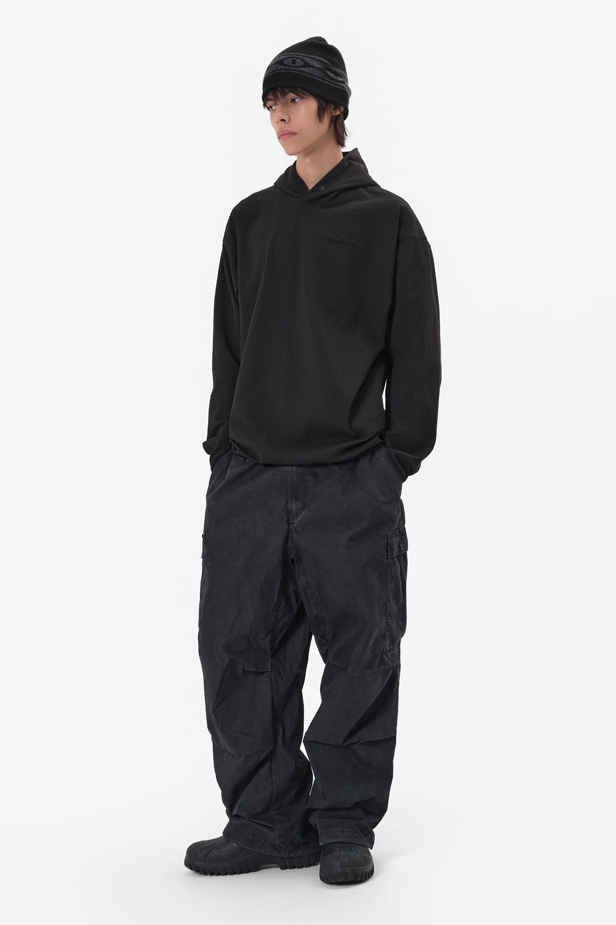 VERT LIGHT WEIGHT WAFFLE HOODIE BLACK