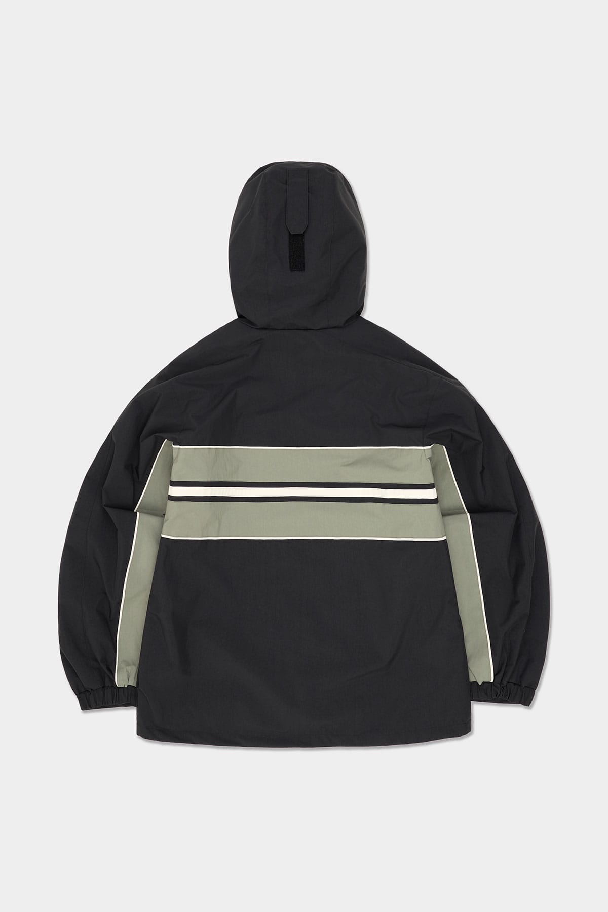 [INVITED] LINE WIND JACKET BLACK