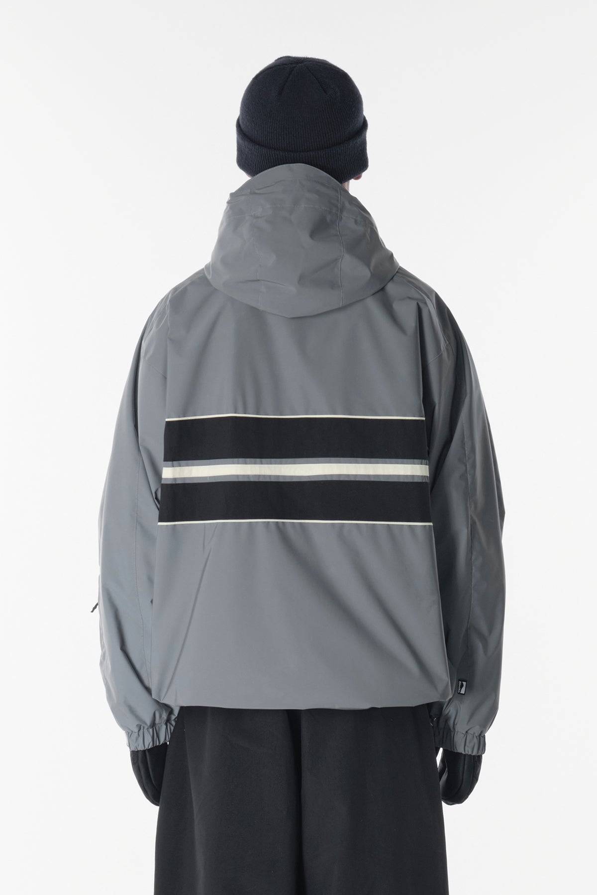 VERT LINE WIND JACKET REFLECTIVE SILVER