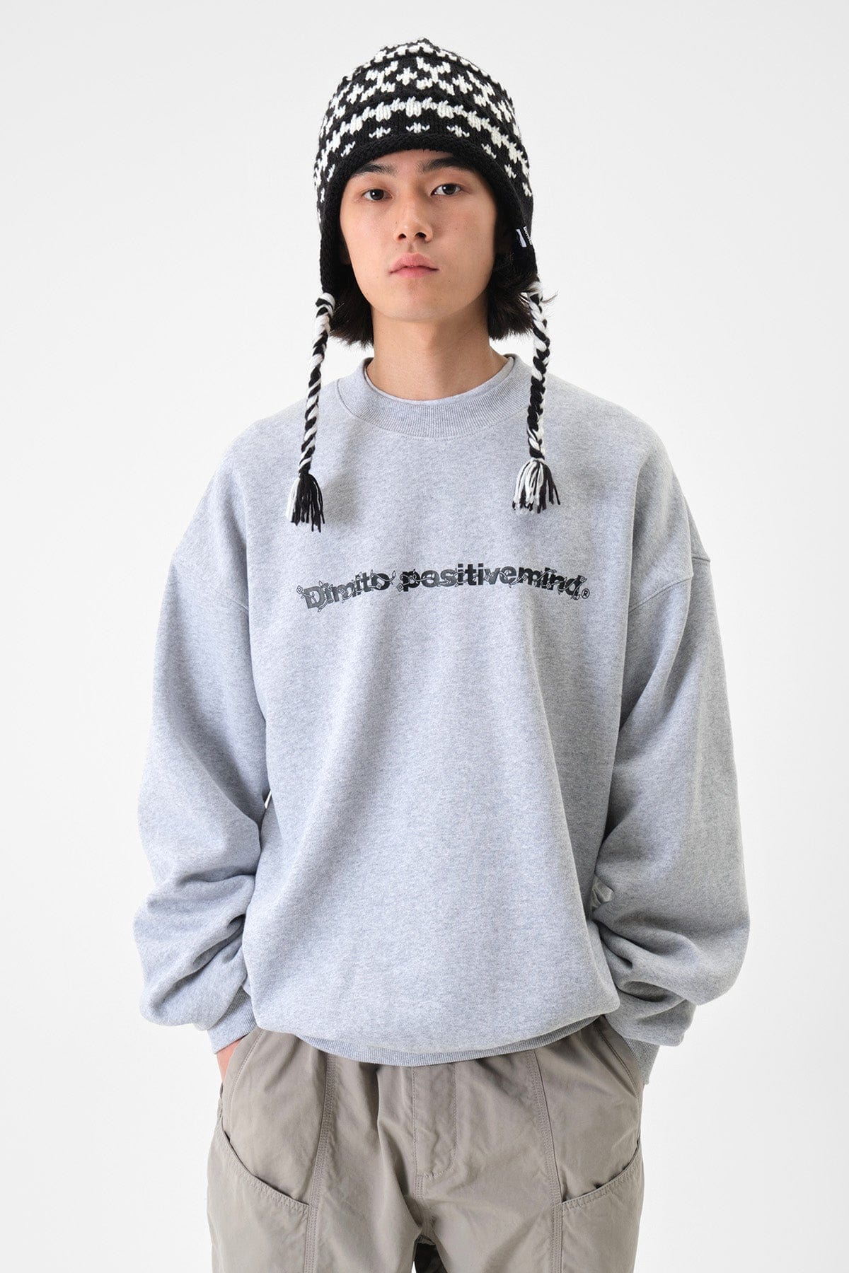 [INVITED] NATURE SWEATSHIRT HEATHER GREY